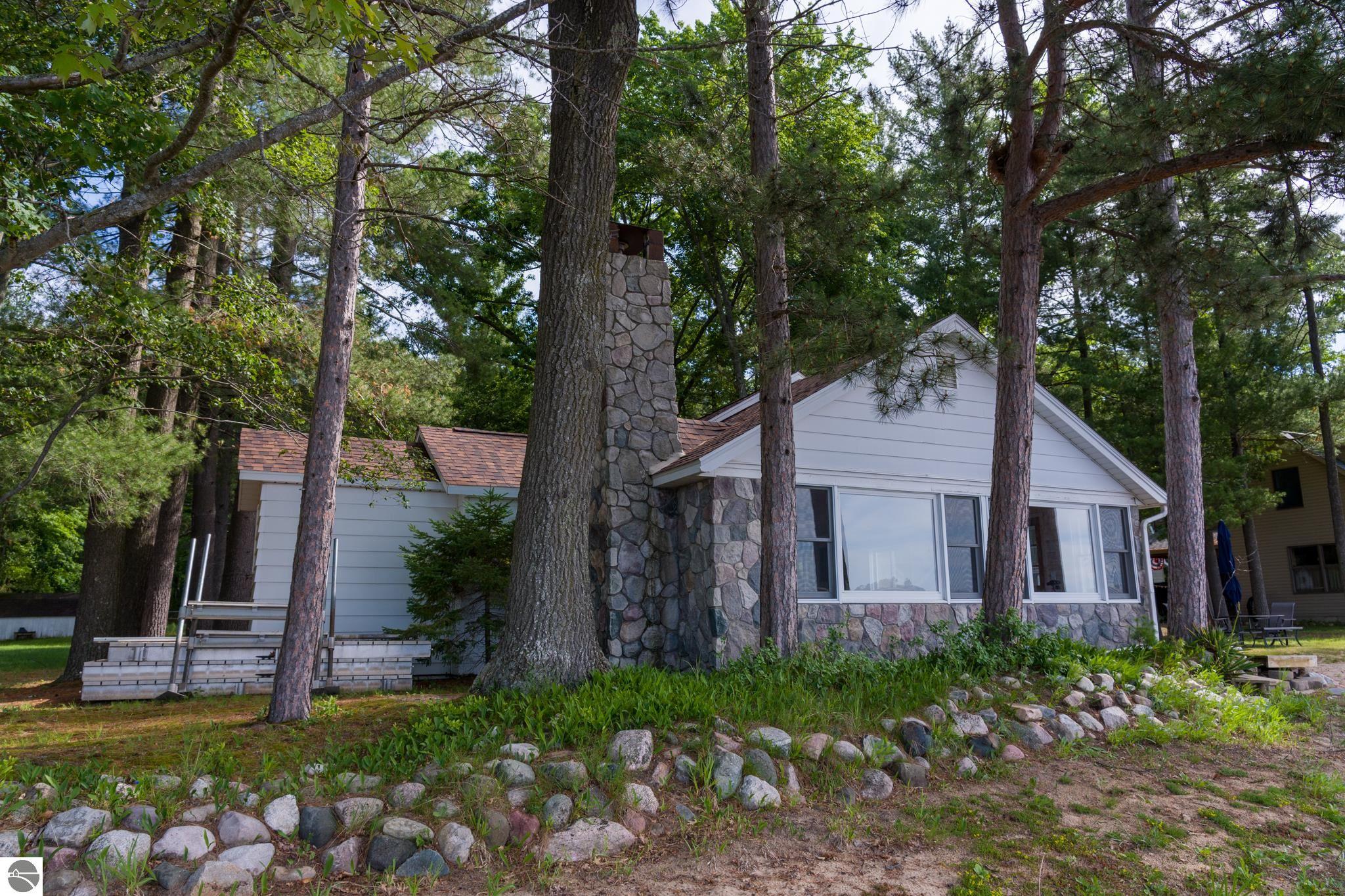 10921 N Shore Drive, Lake, MI 48632 — Photo 16