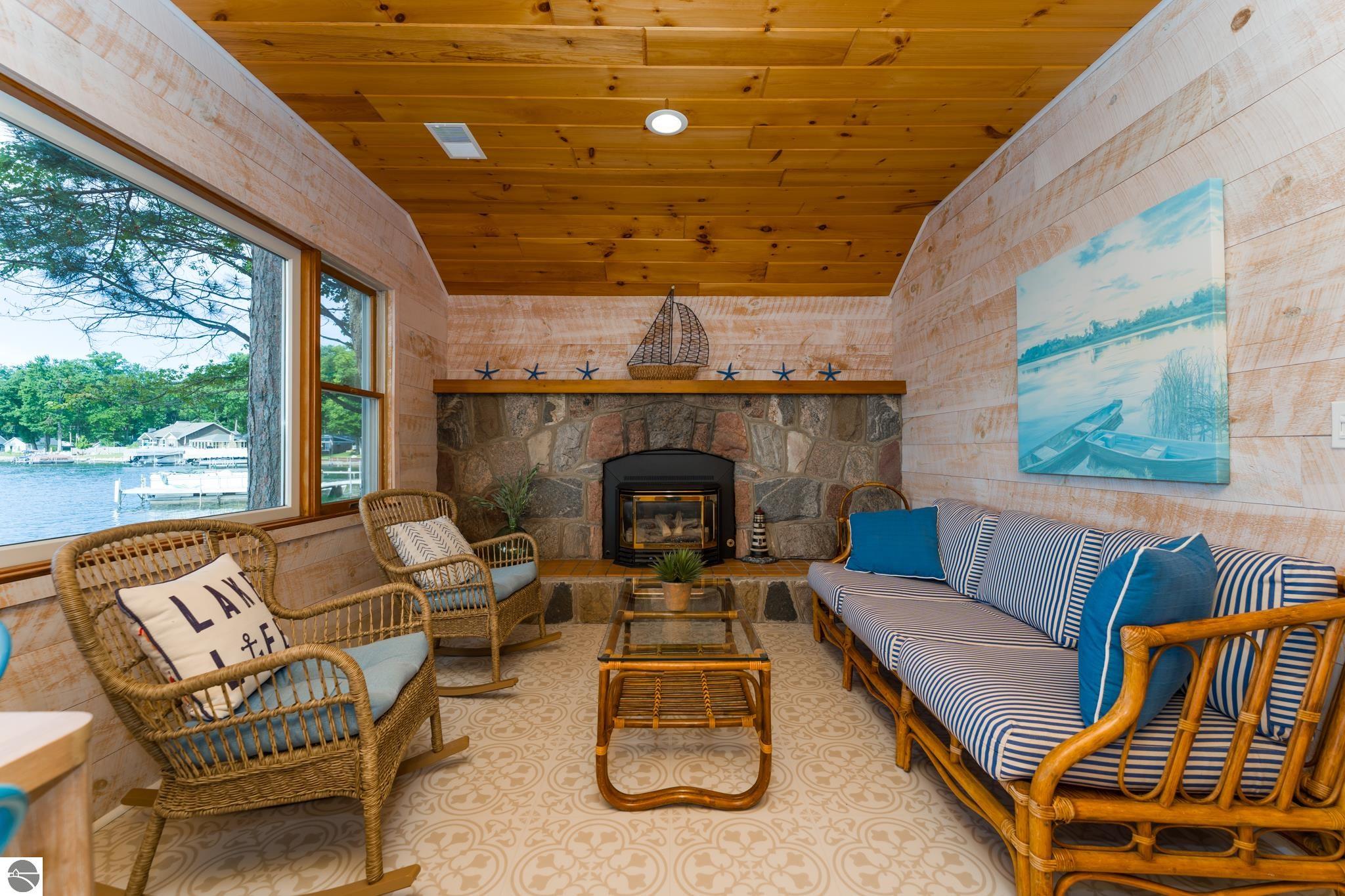 10921 N Shore Drive, Lake, MI 48632 — Photo 33