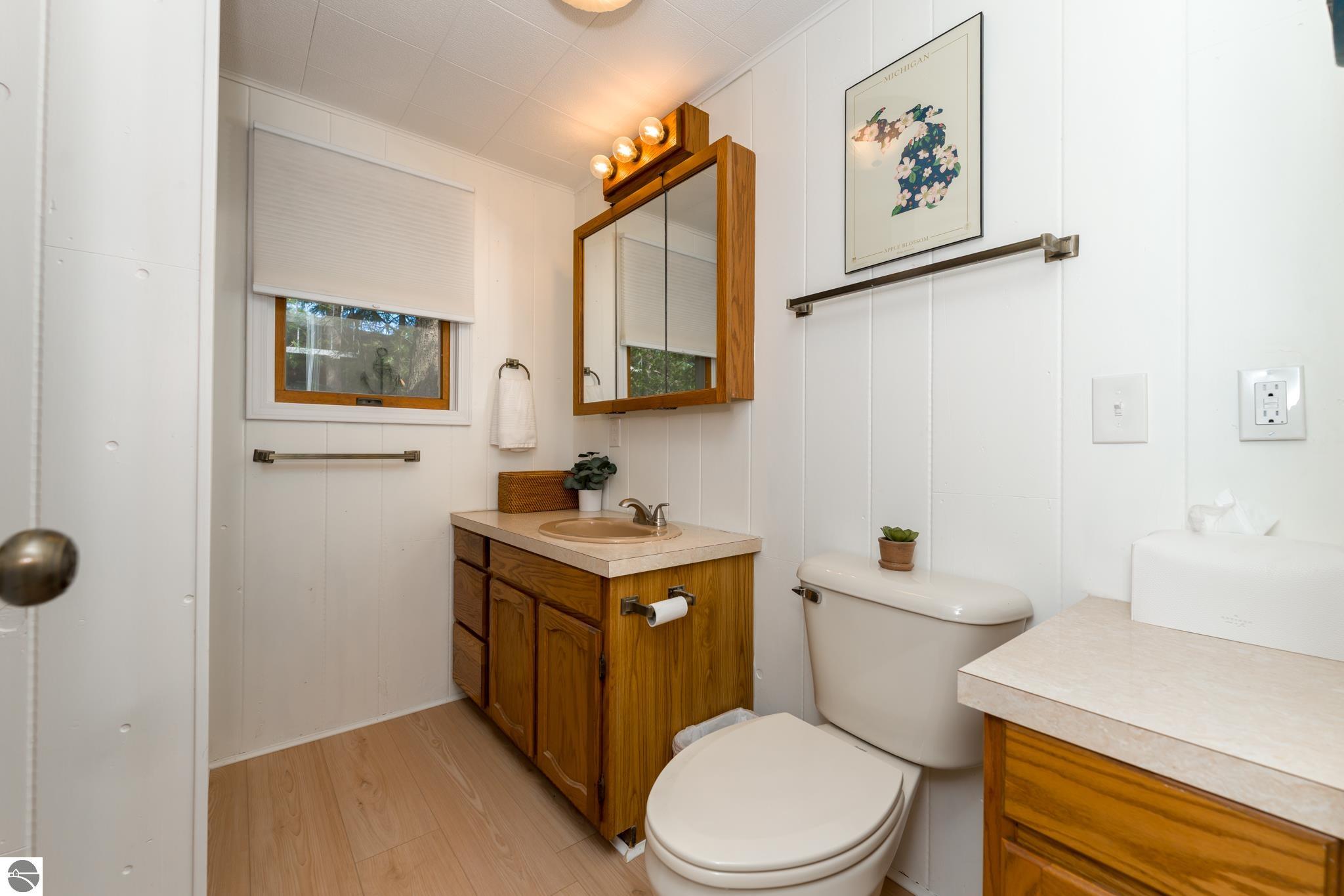 10921 N Shore Drive, Lake, MI 48632 — Photo 38