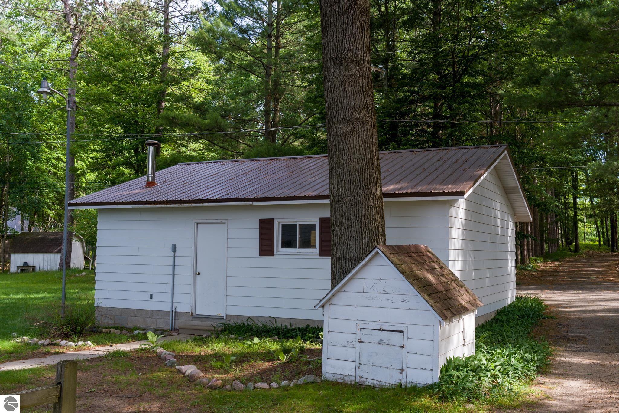 10921 N Shore Drive, Lake, MI 48632 — Photo 58