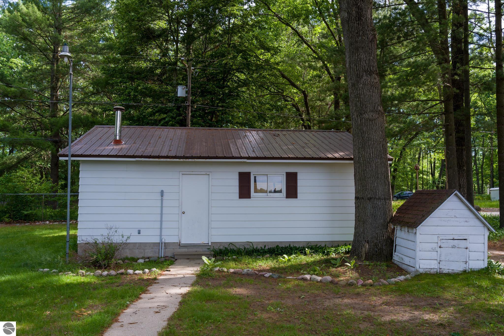 10921 N Shore Drive, Lake, MI 48632 — Photo 59