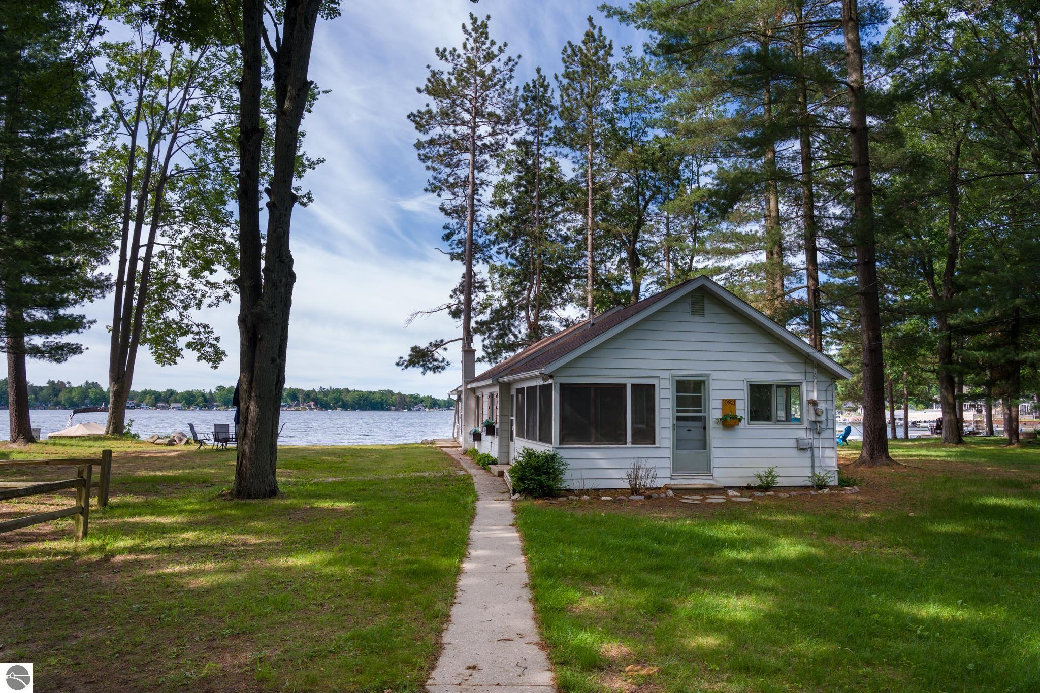 10921 N Shore Drive, Lake, MI 48632 — Photo 7