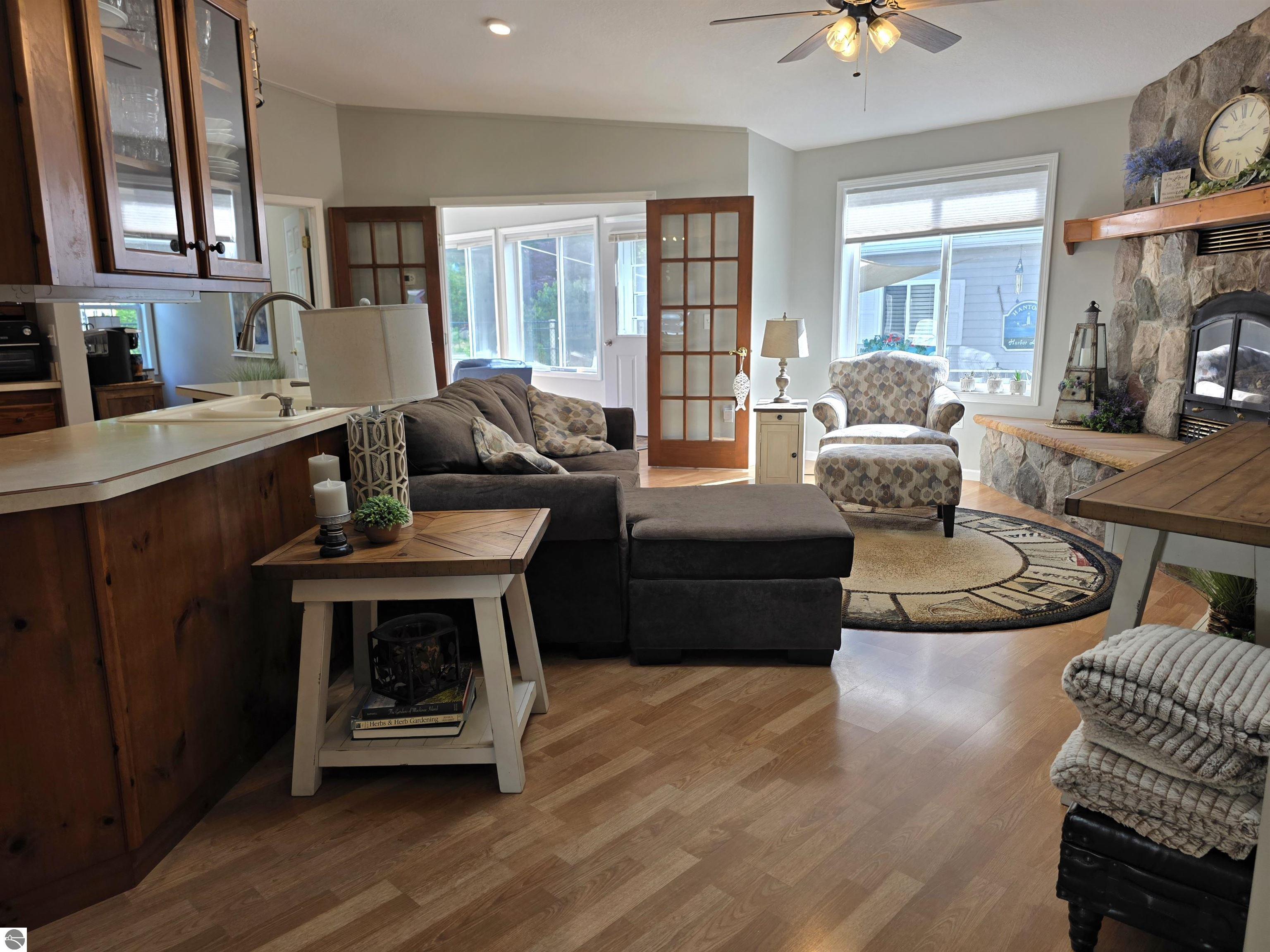 606 Alice Street, East Tawas, MI 48730 — Photo 14