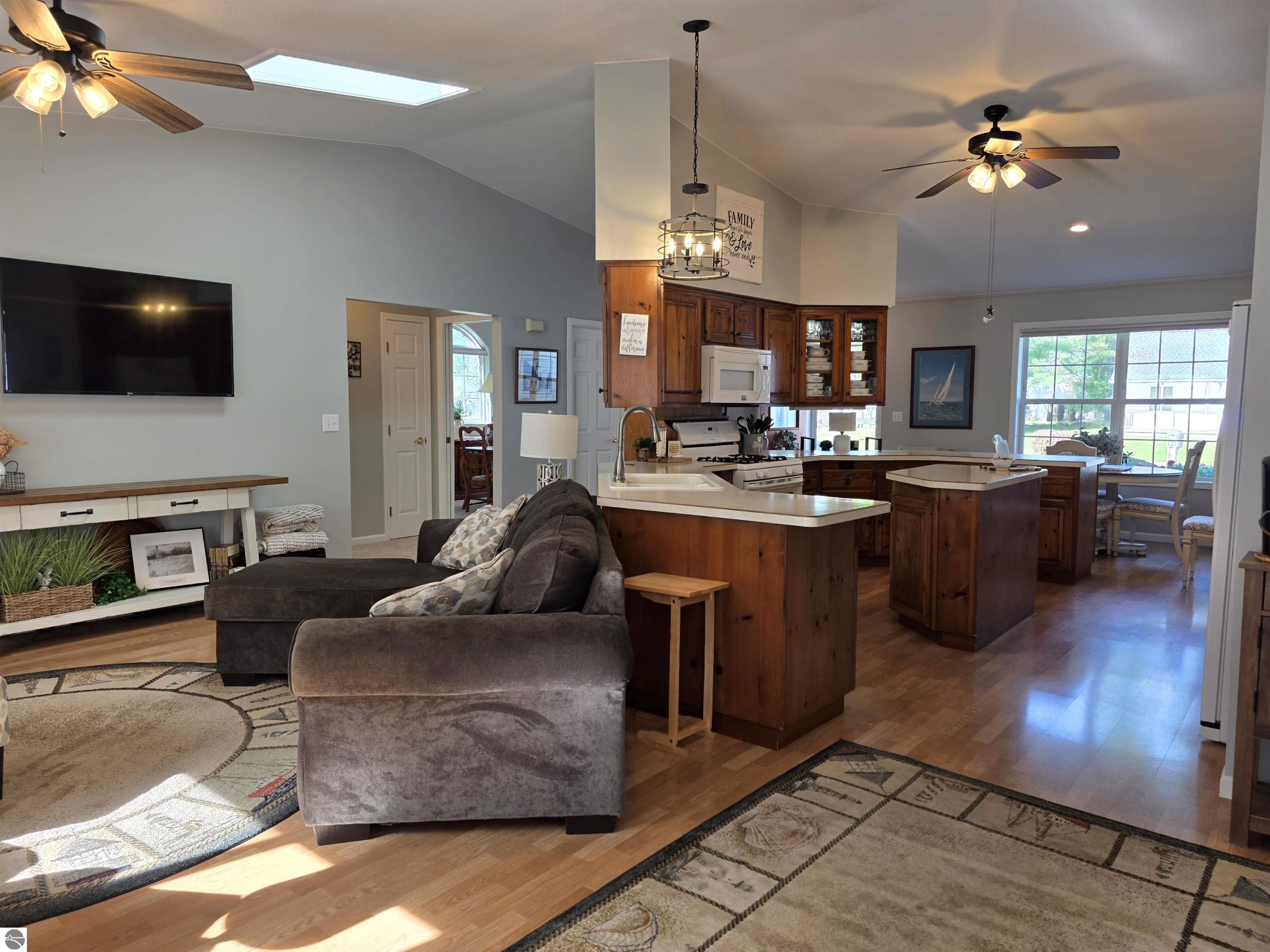 606 Alice Street, East Tawas, MI 48730 — Photo 16