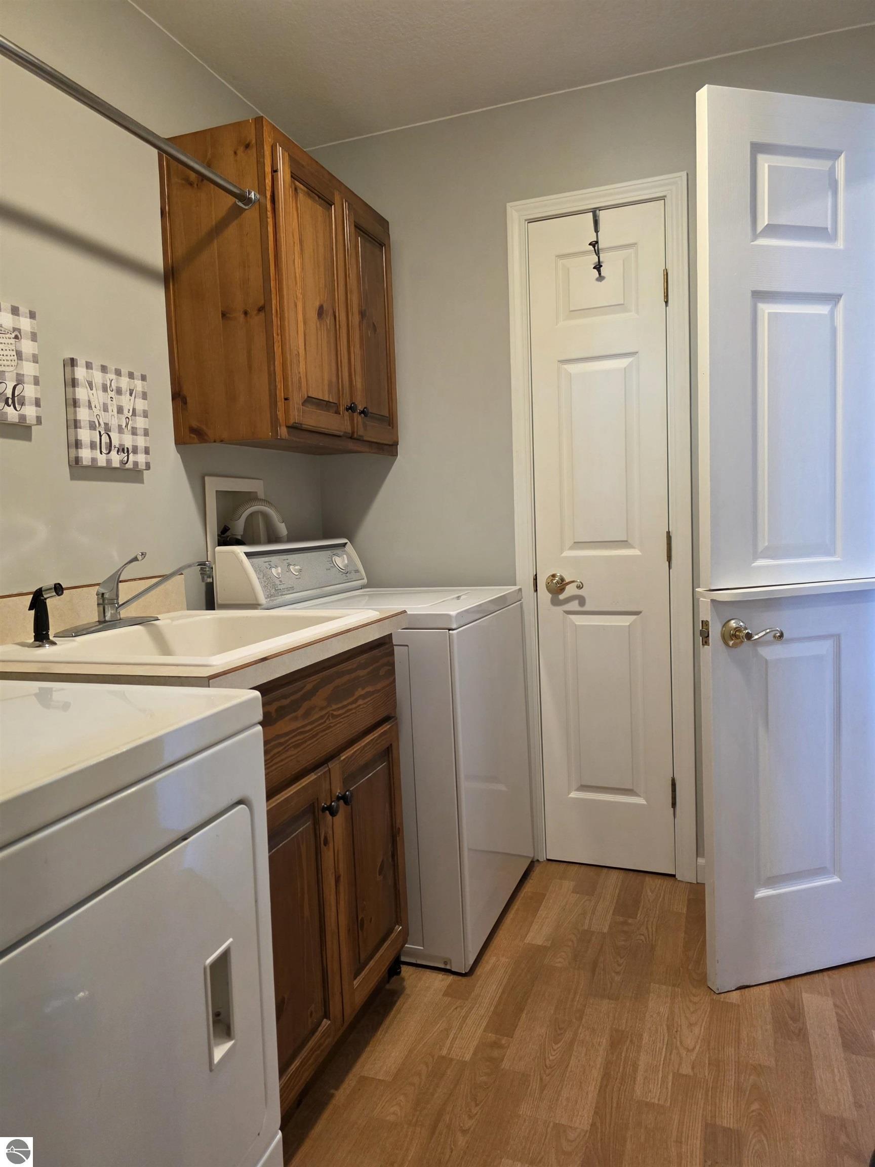 606 Alice Street, East Tawas, MI 48730 — Photo 49