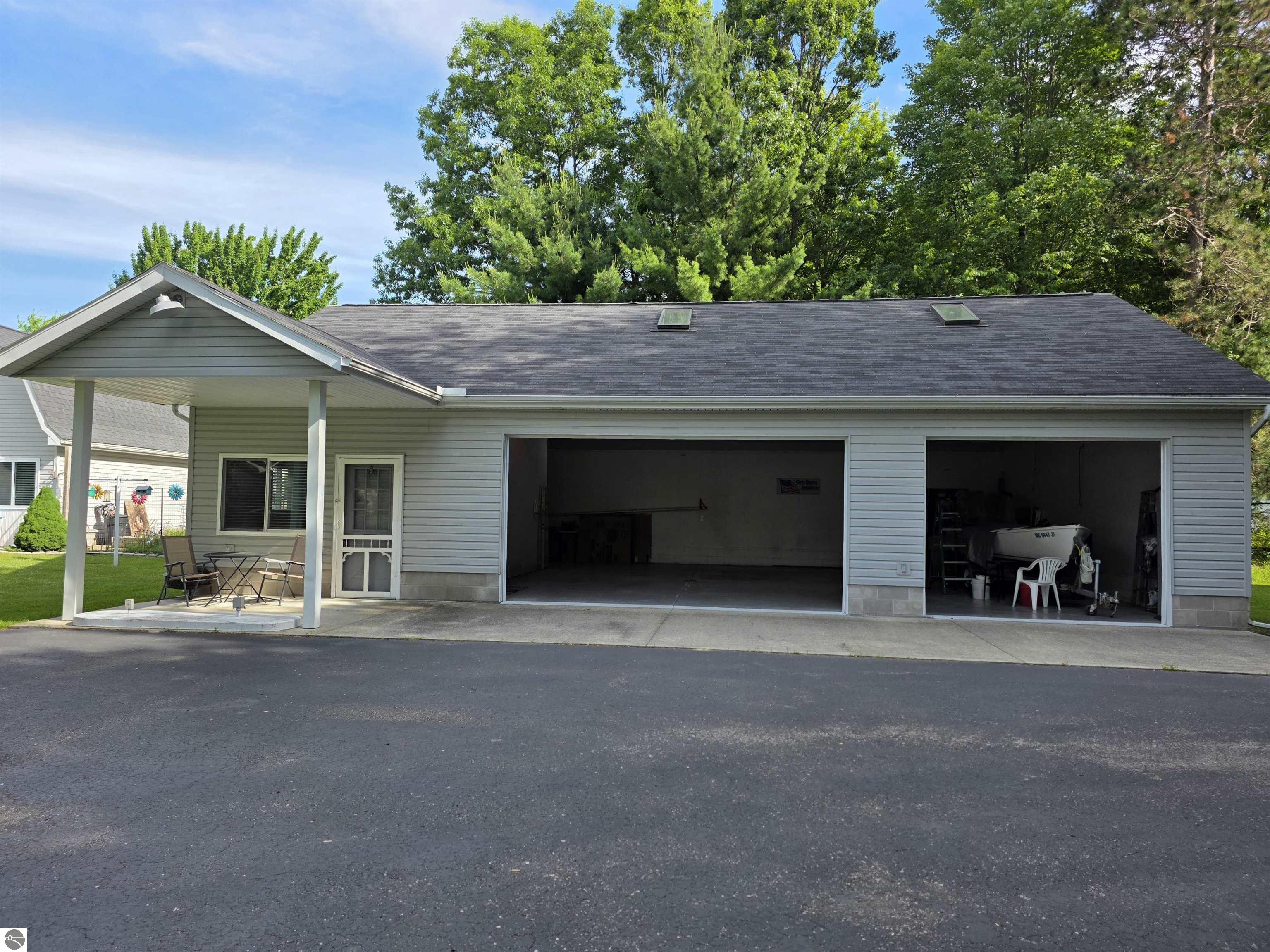 606 Alice Street, East Tawas, MI 48730 — Photo 73