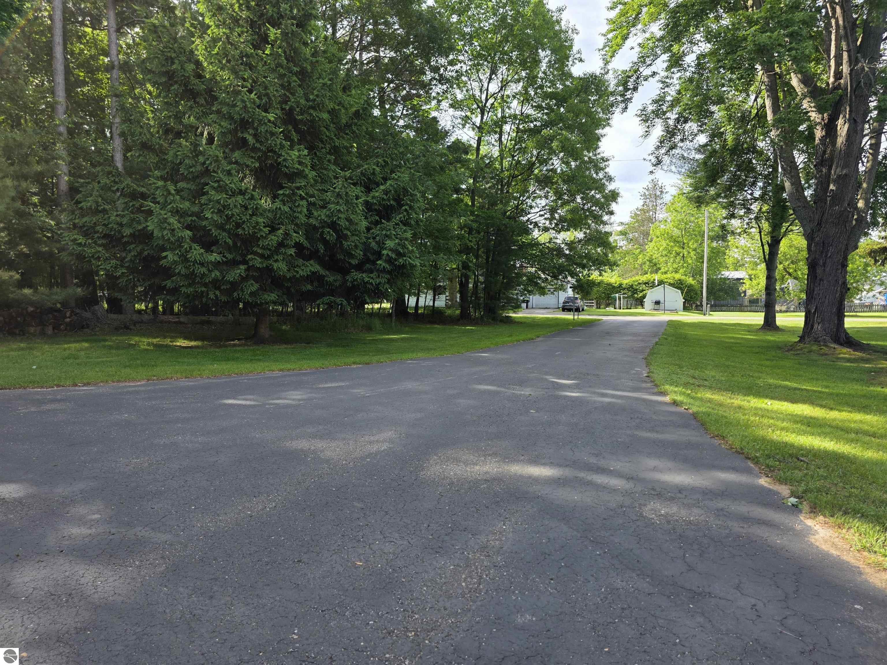606 Alice Street, East Tawas, MI 48730 — Photo 87