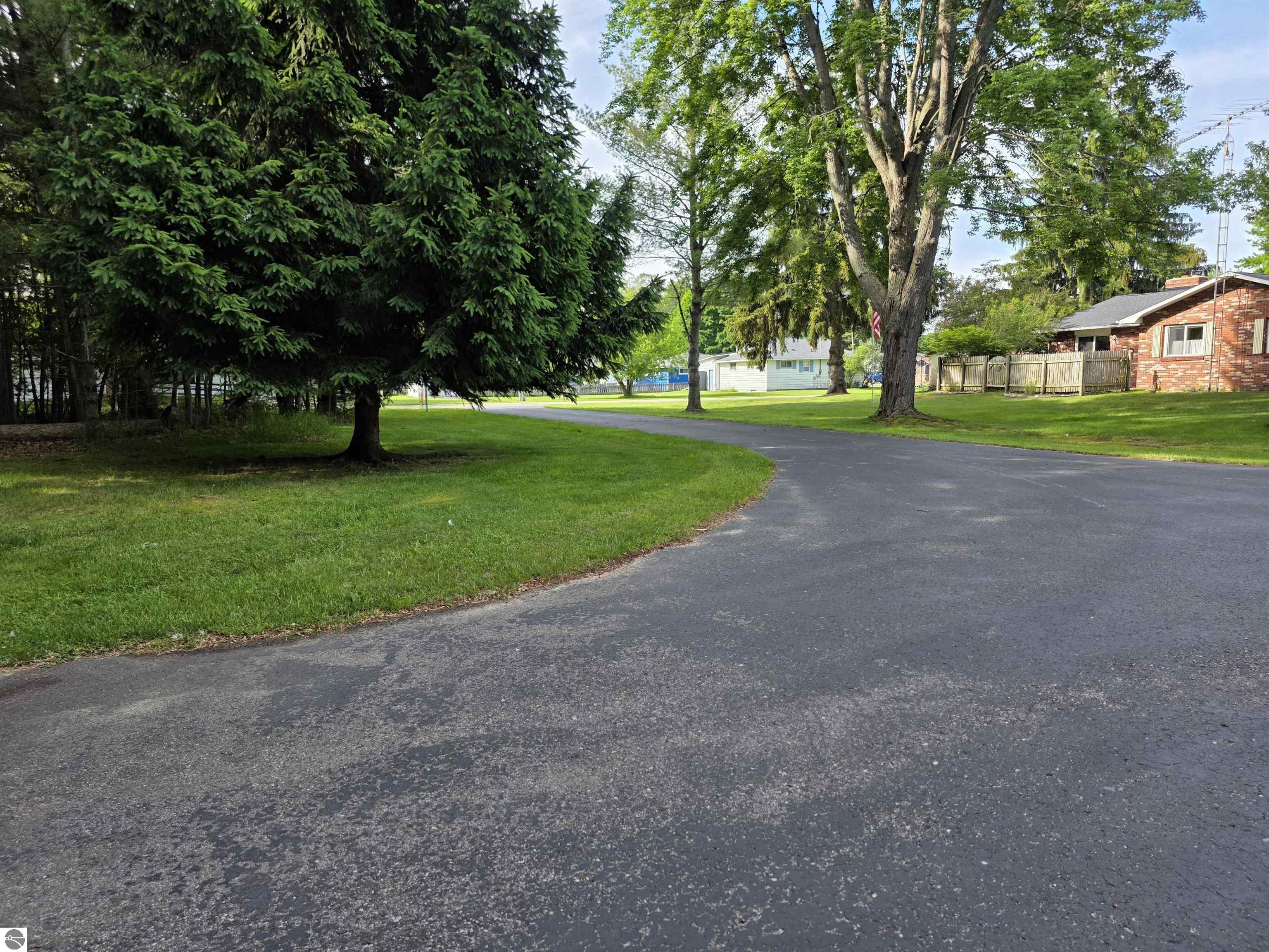606 Alice Street, East Tawas, MI 48730 — Photo 88