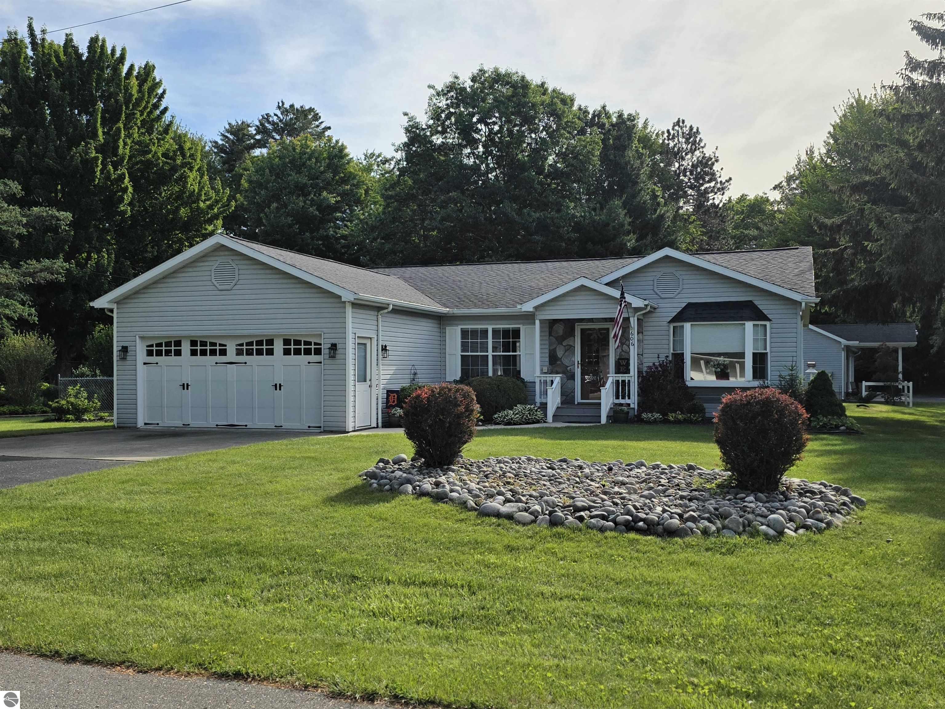 606 Alice Street, East Tawas, MI 48730 — Photo 90