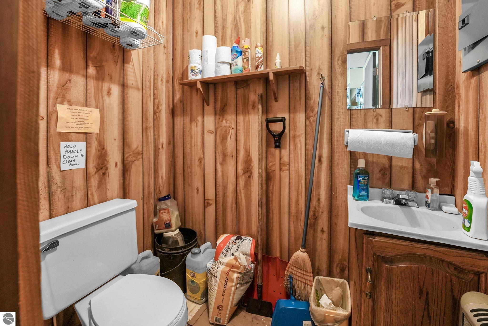 10907 Main Street, Honor, MI 49640 — Photo 16