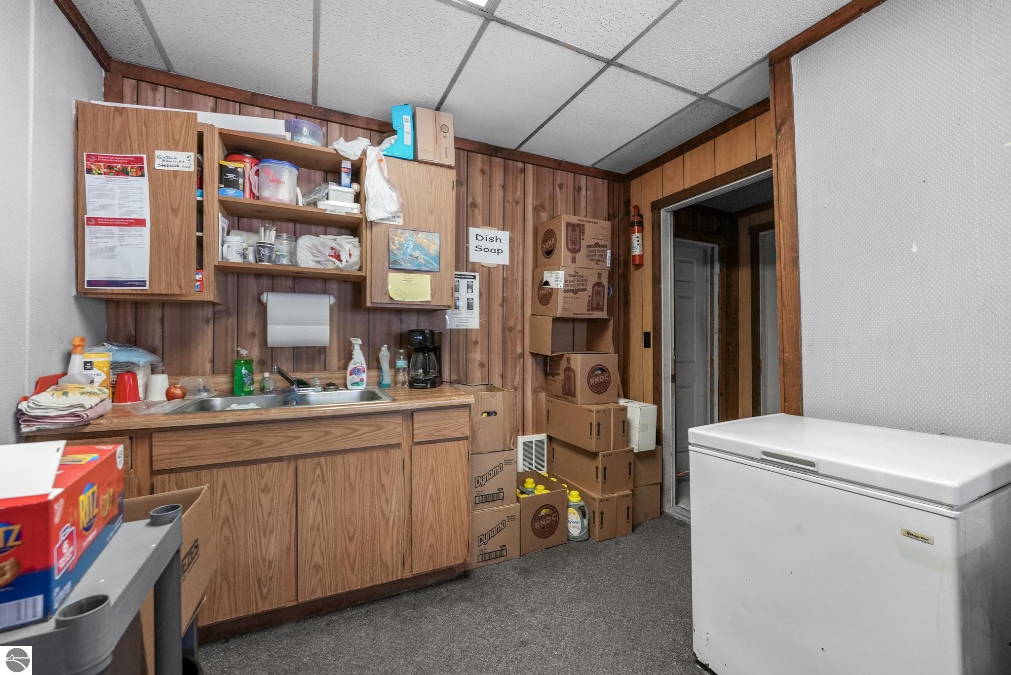10907 Main Street, Honor, MI 49640 — Photo 9