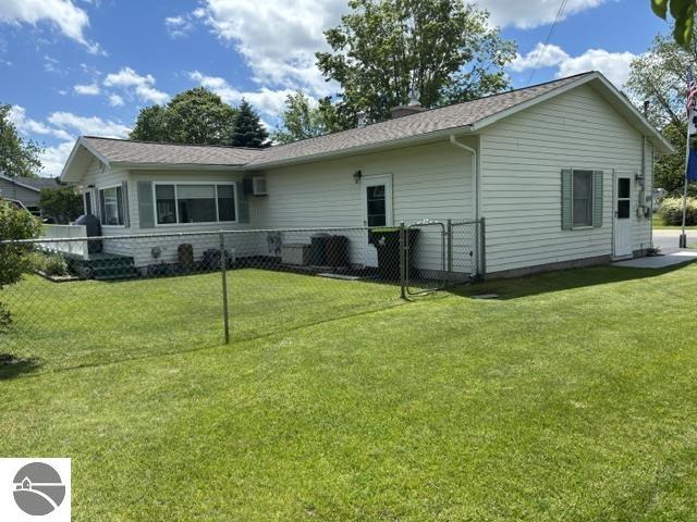 516 Locke Street, East Tawas, MI 48730 — Photo 4