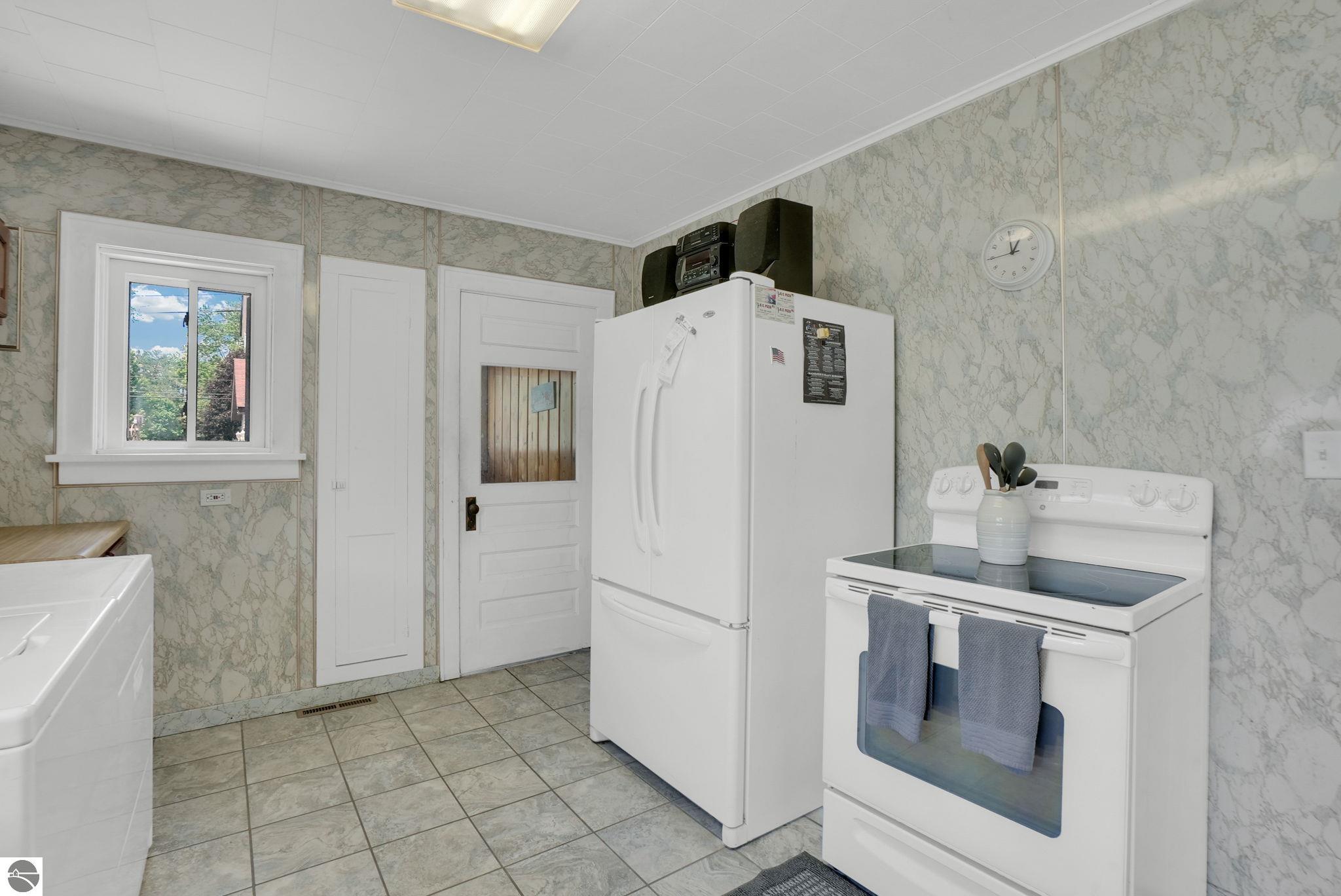 401 N Main Street, Lake City, MI 49651 — Photo 11