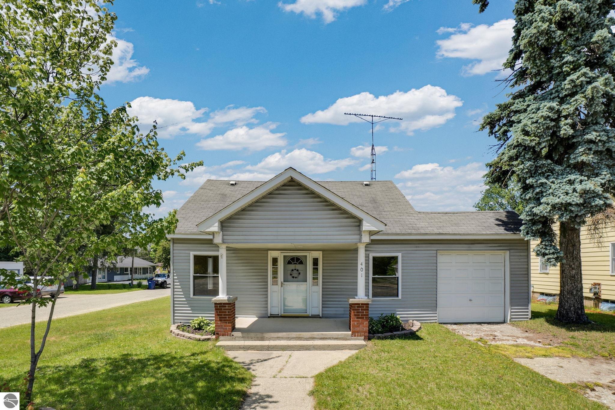 401 N Main Street, Lake City, MI 49651 — Photo 31