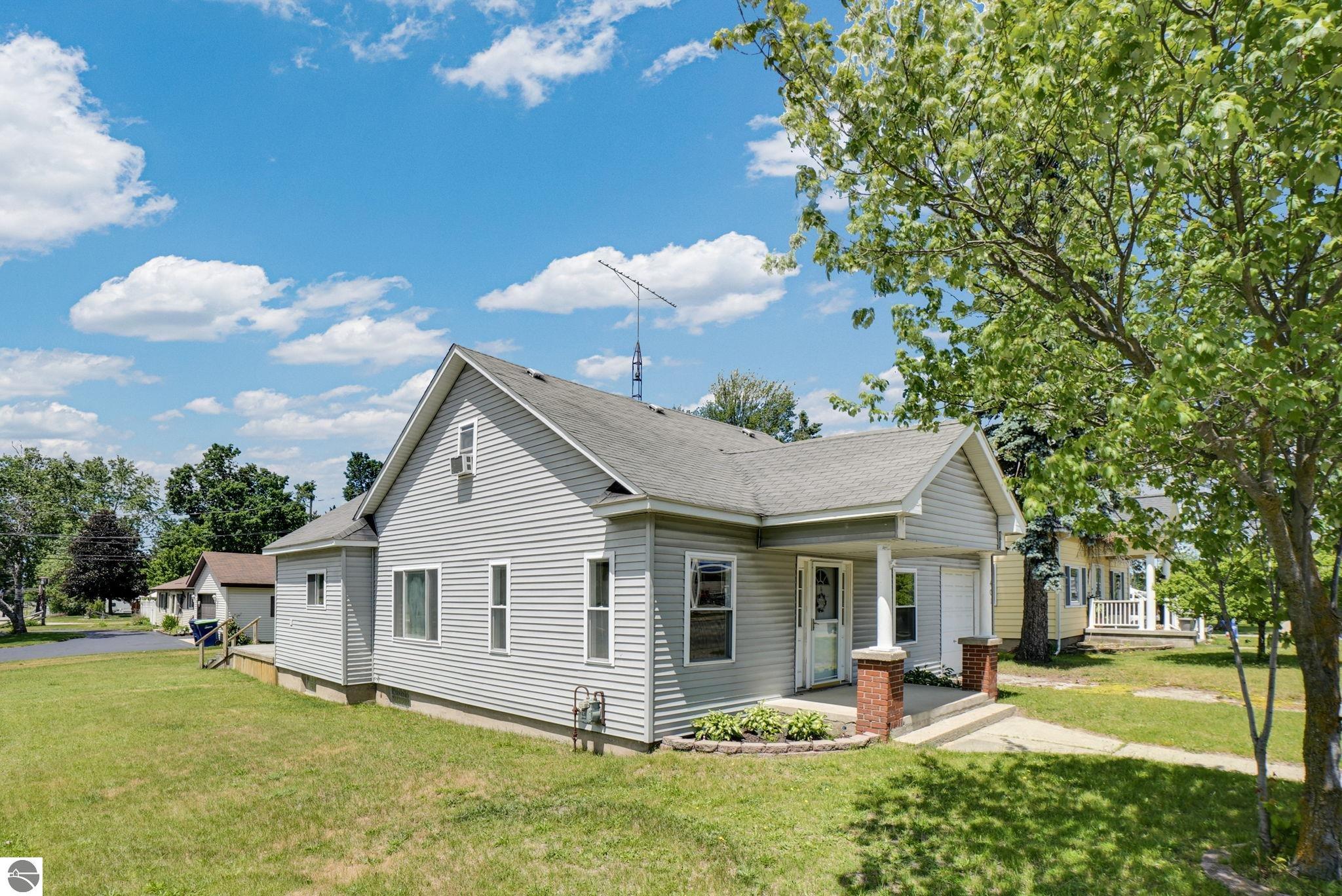 401 N Main Street, Lake City, MI 49651 — Photo 32