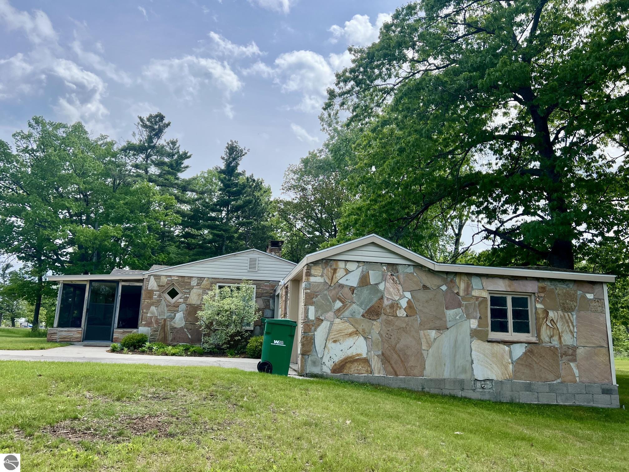 3325 N Us-23 N, Au Sable, MI 48750 — Photo 3
