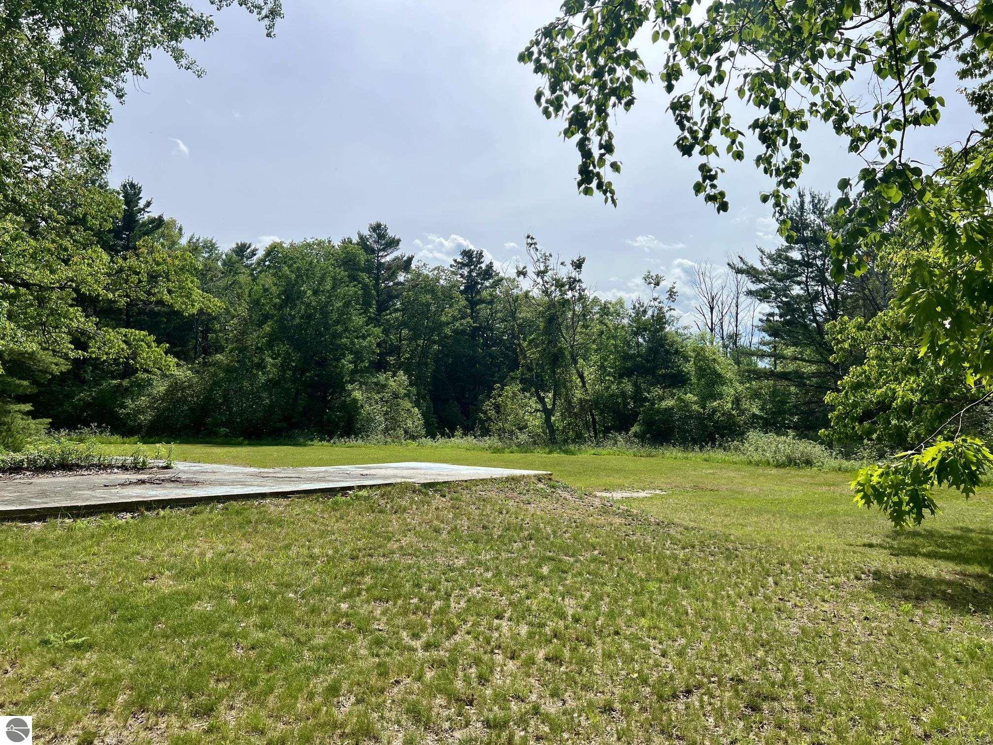 3325 N Us-23 N, Au Sable, MI 48750 — Photo 34