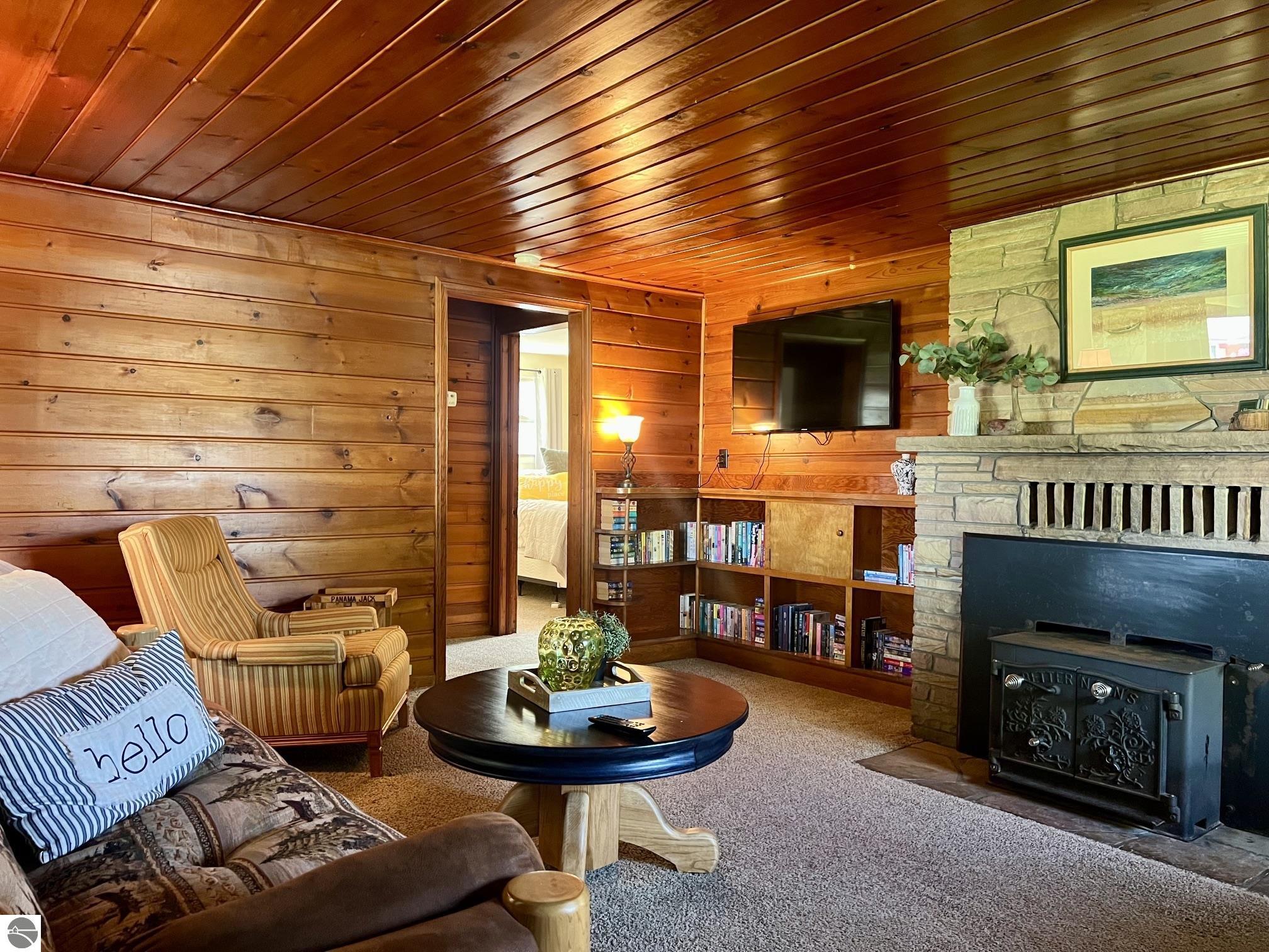 3325 N Us-23 N, Au Sable, MI 48750 — Photo 9
