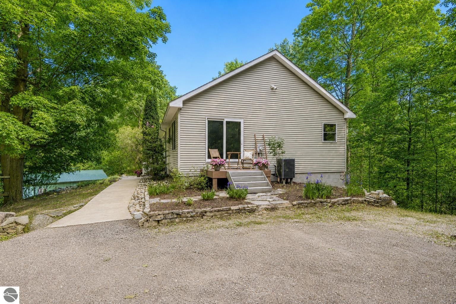8680 NW Hutch Trail NW, Rapid City, MI 49676 — Photo 32