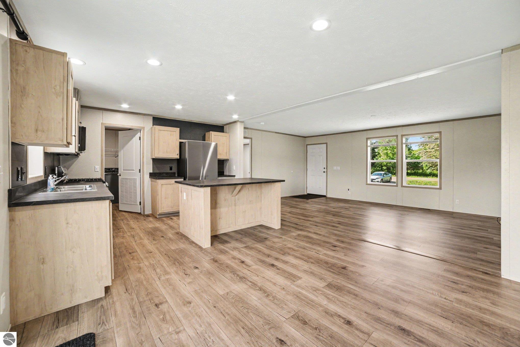 4390 W Seaman Road, Alma, MI 48801 — Photo 5
