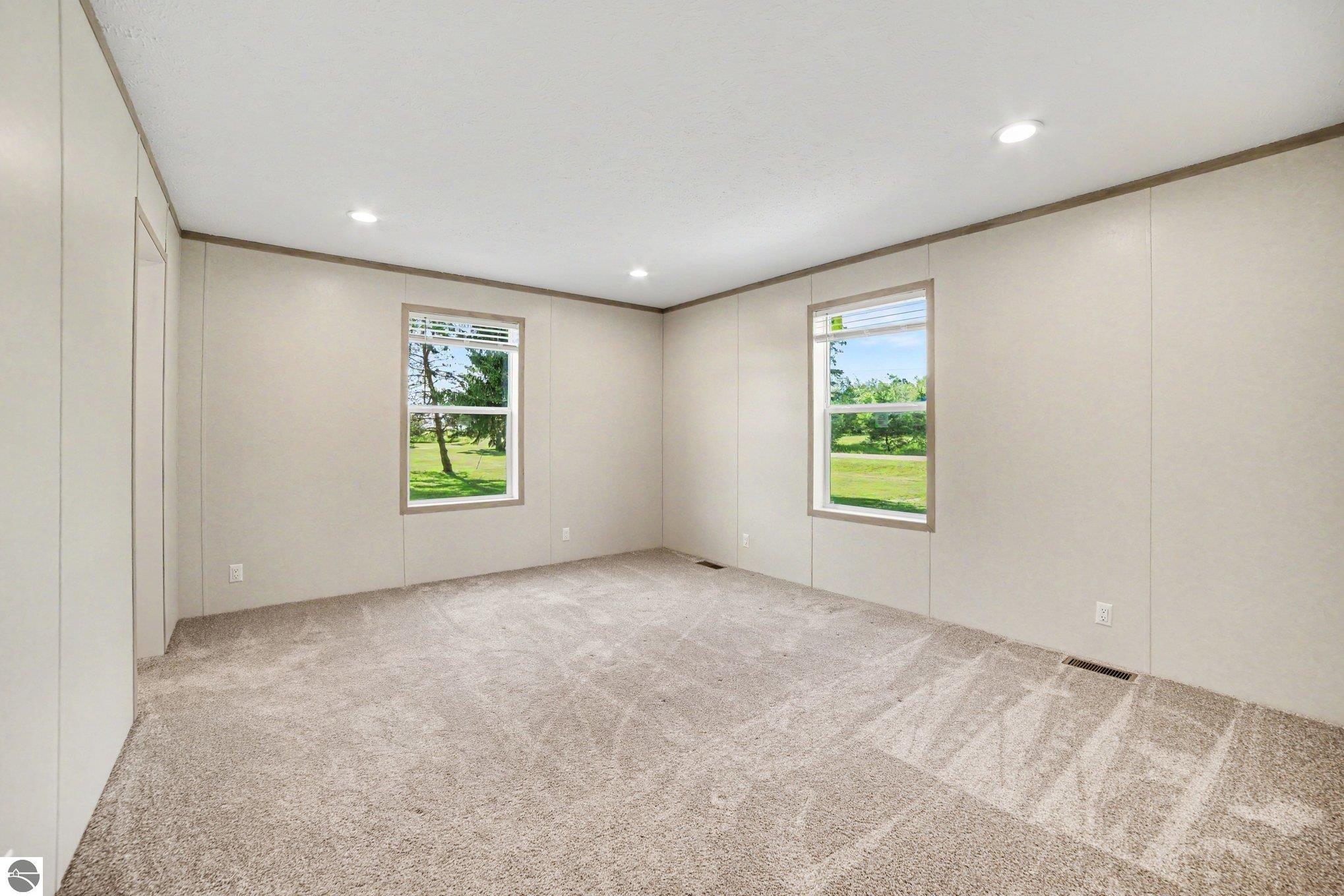 4390 W Seaman Road, Alma, MI 48801 — Photo 7