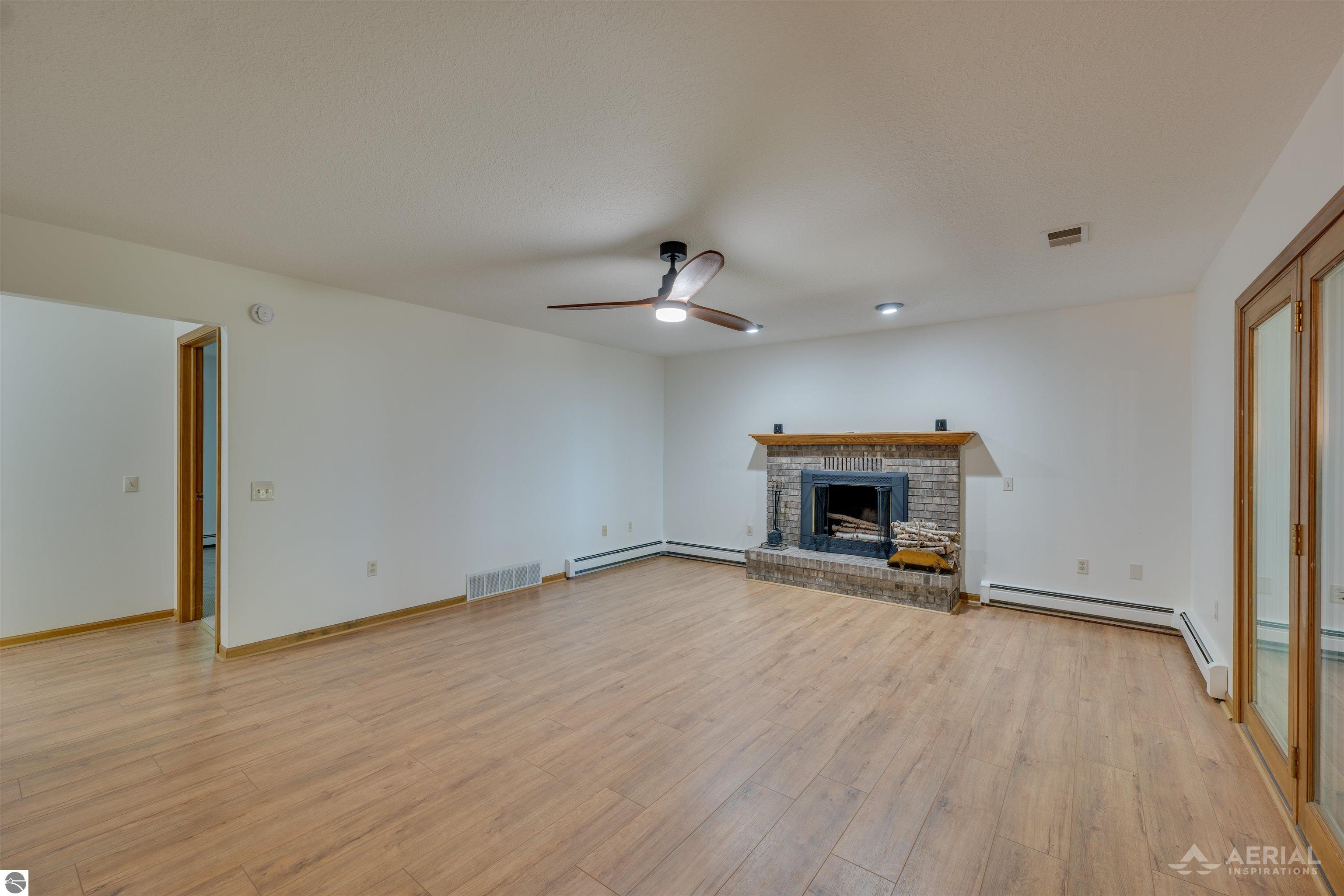 4927 S Us-23, Greenbush, MI 48738 — Photo 10