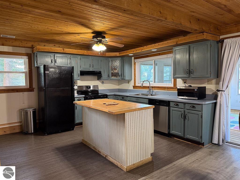 8369 Cedar Road, South Branch, MI 48761 — Photo 17