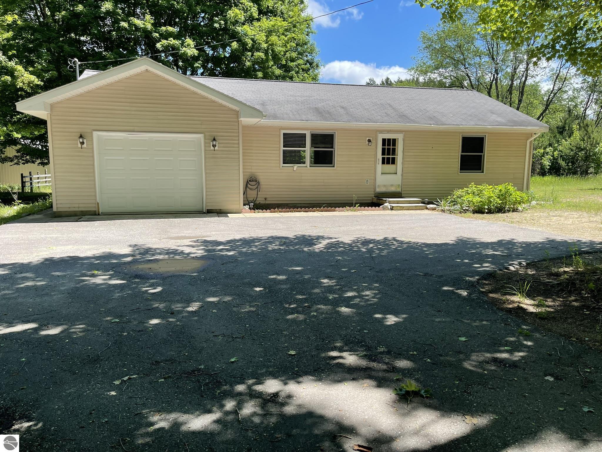 10511 Lake Of The Woods Road, Alden, MI 49612 — Photo 13