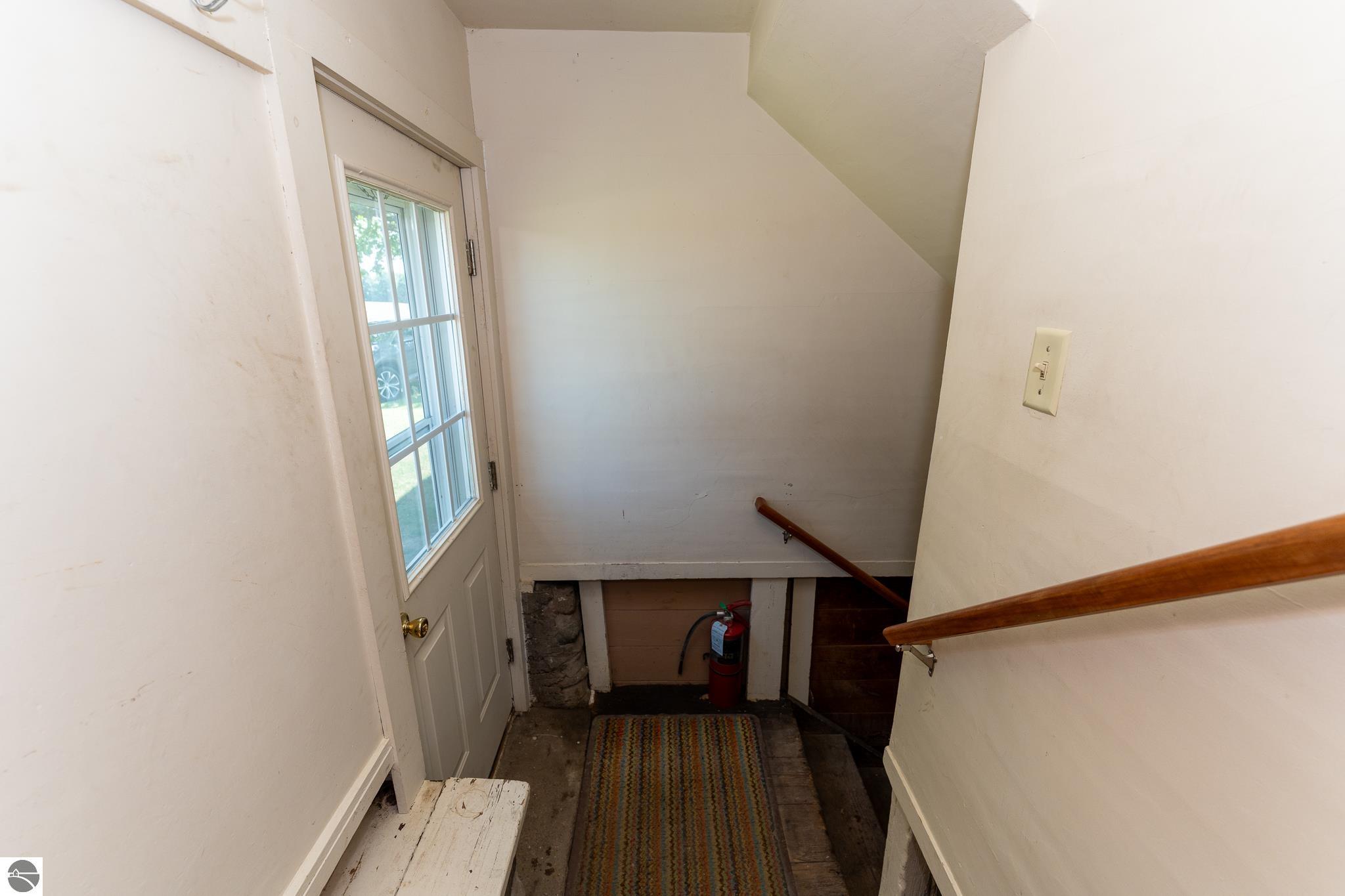 402 W Chapman Road, MI 48858 — Photo 45