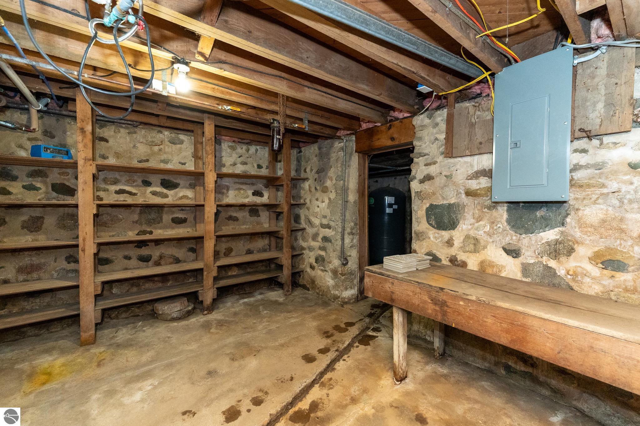 402 W Chapman Road, MI 48858 — Photo 47