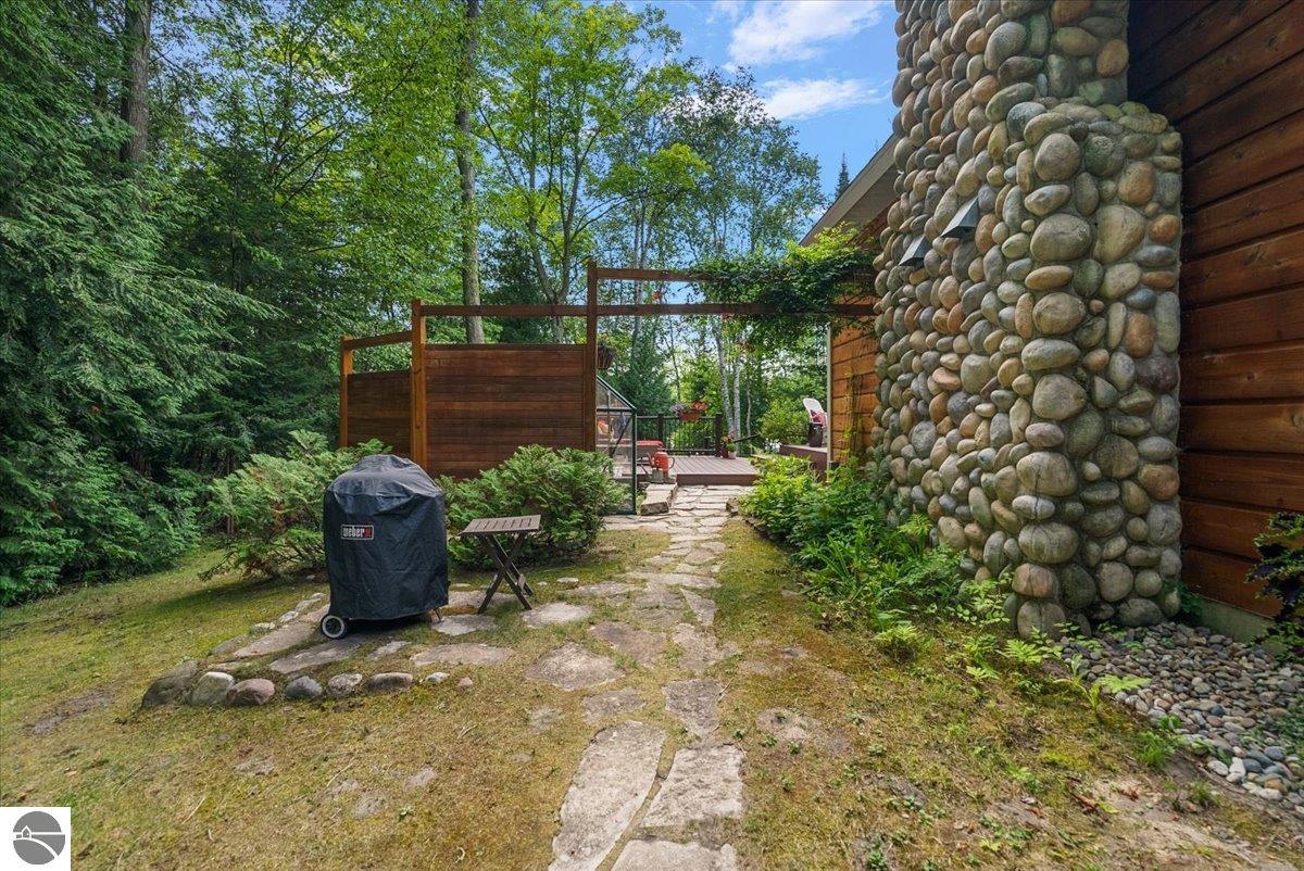 407 N Twin Pines Drive, Lake Leelanau, MI 49653 — Photo 49