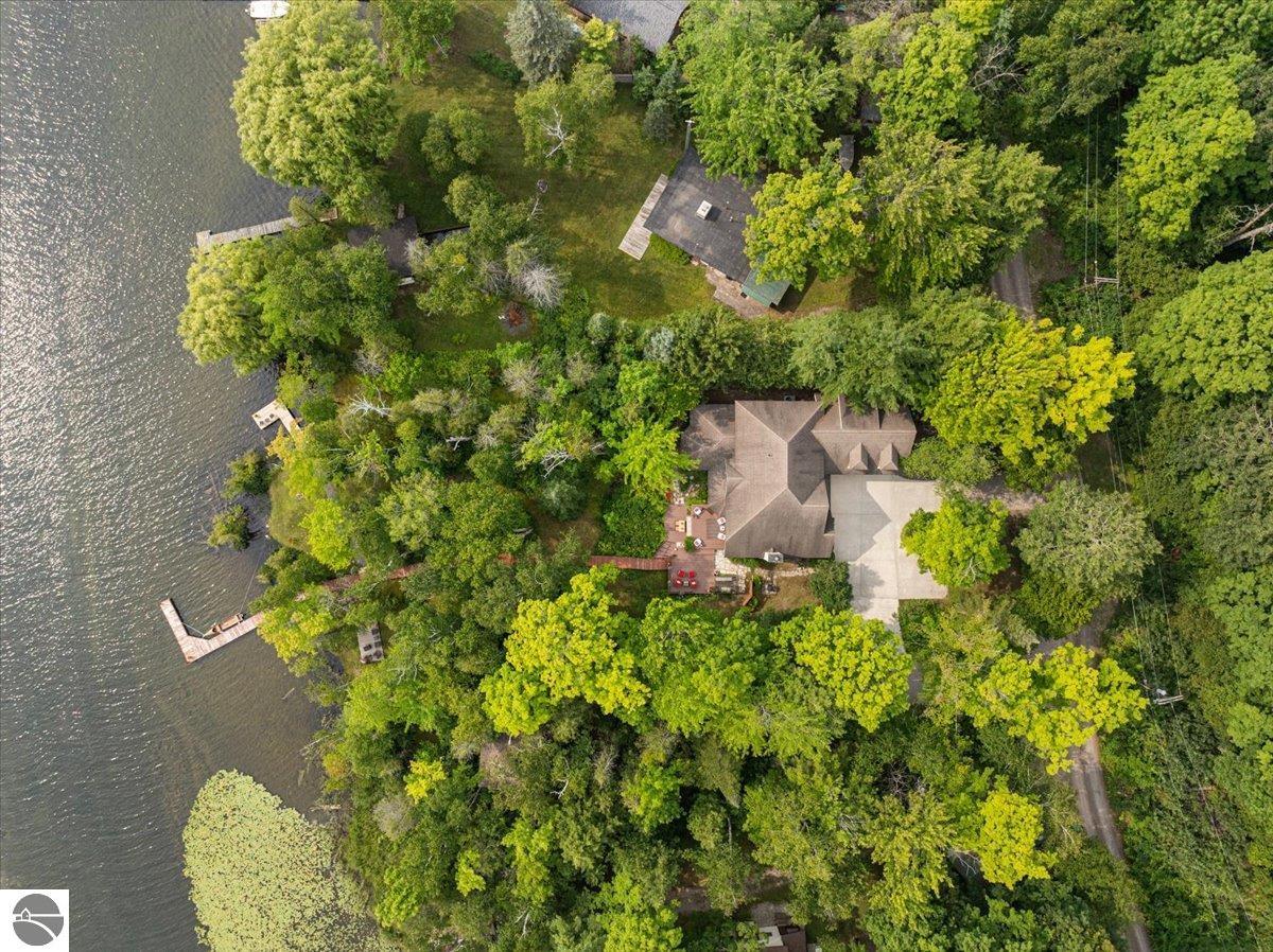 407 N Twin Pines Drive, Lake Leelanau, MI 49653 — Photo 73