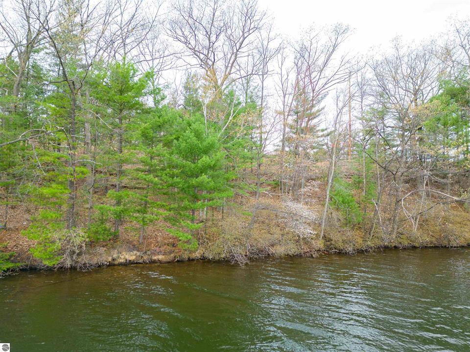 1557 Edgewater Ridge on Boardman Lake