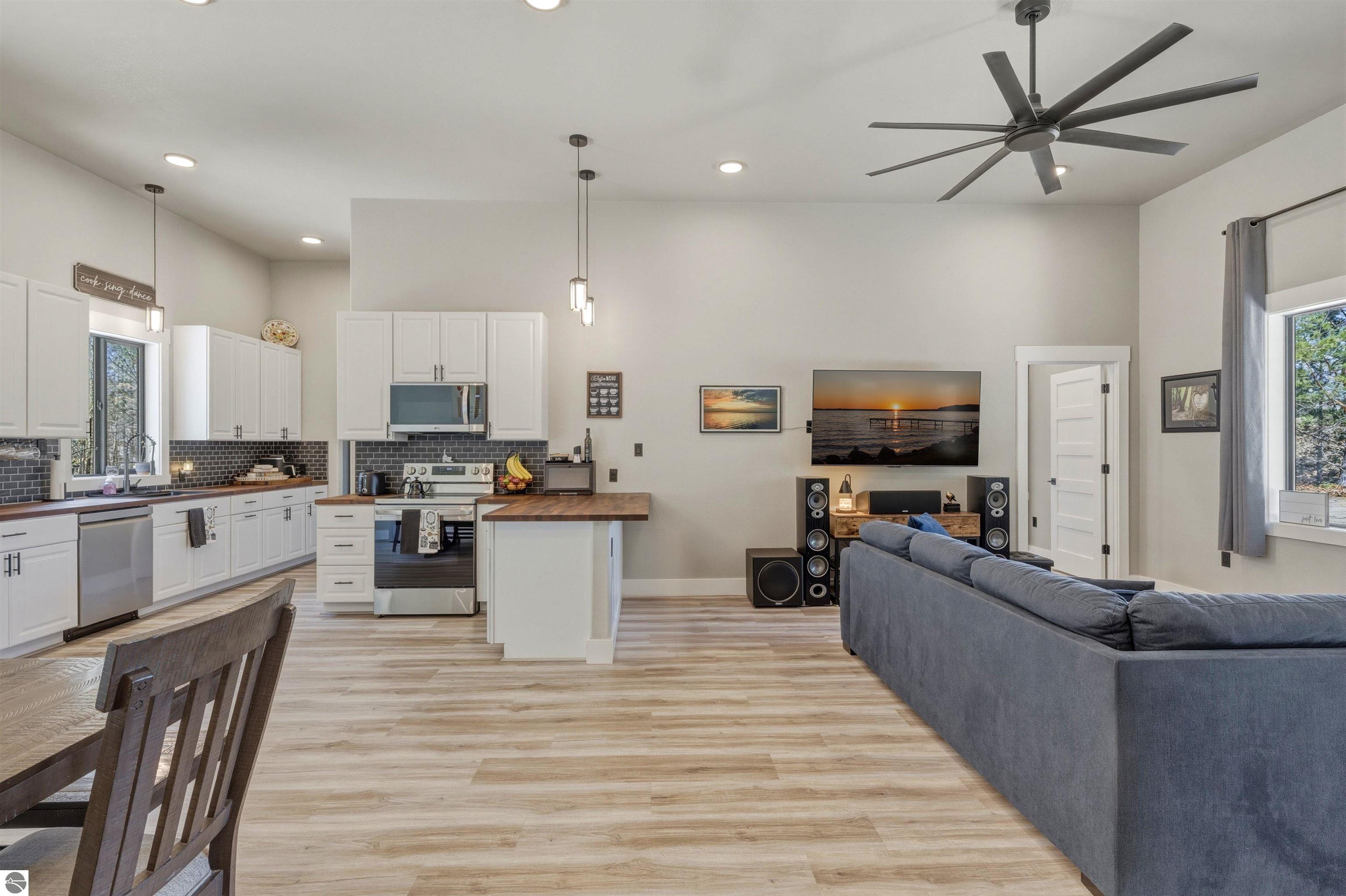 8006 Springwater Drive, Rapid City, MI 49676 — Photo 21