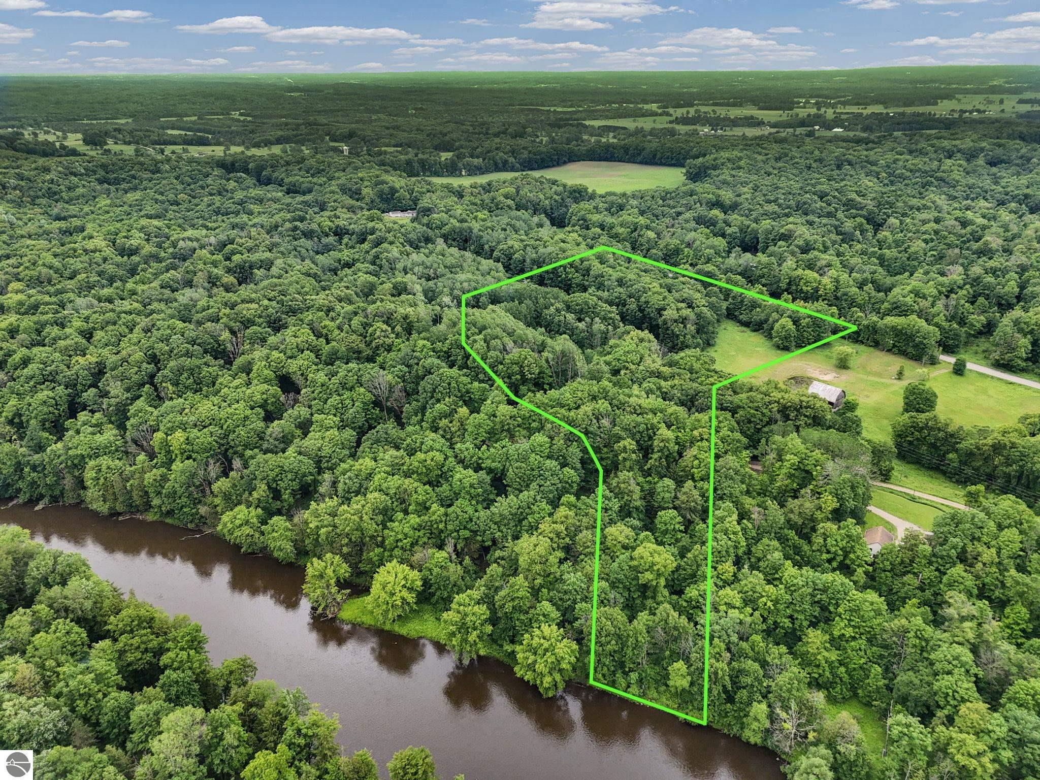 17924 River Bluffs Drive, Hersey, MI 49639 — Photo 12