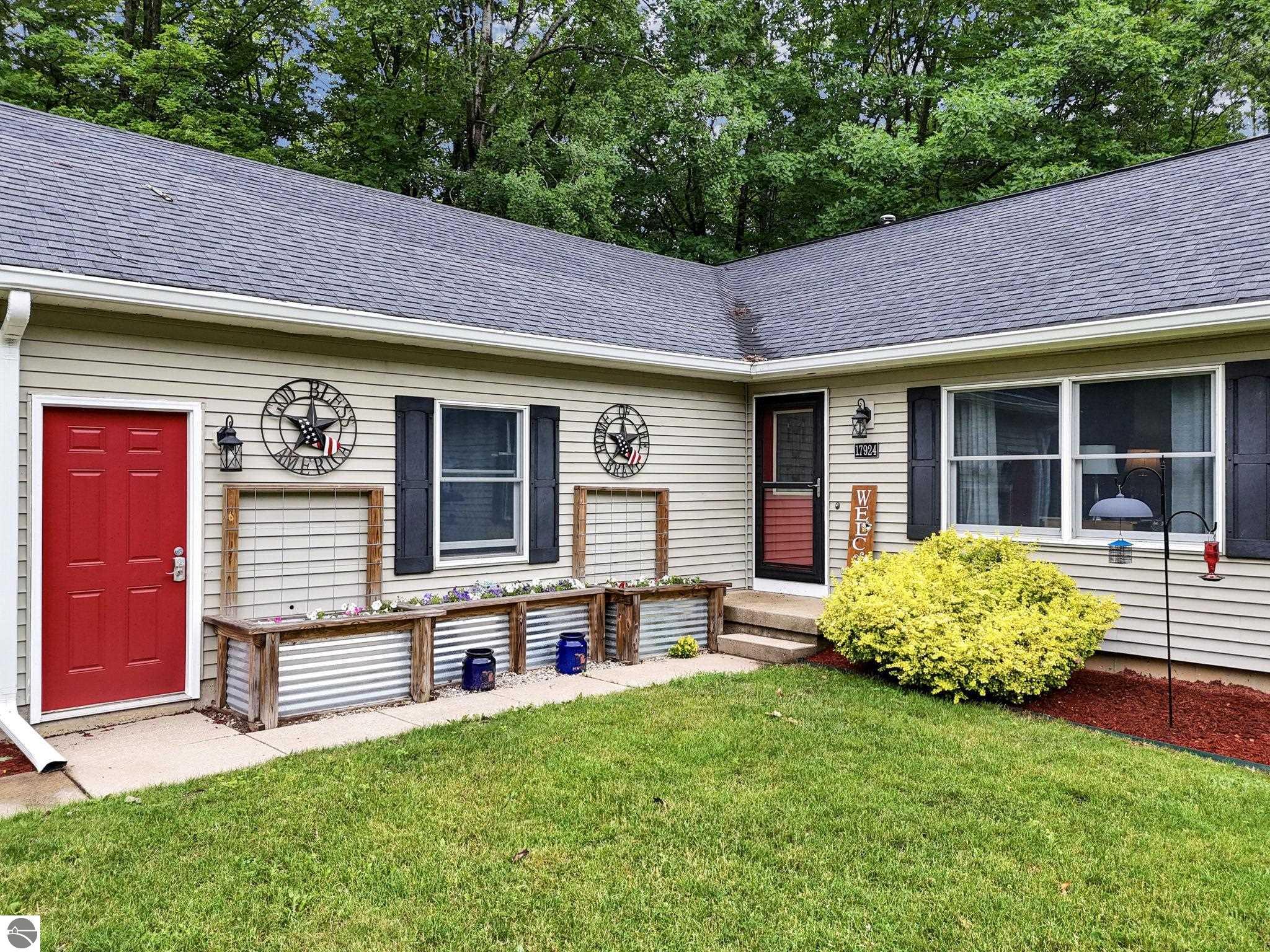 17924 River Bluffs Drive, Hersey, MI 49639 — Photo 3