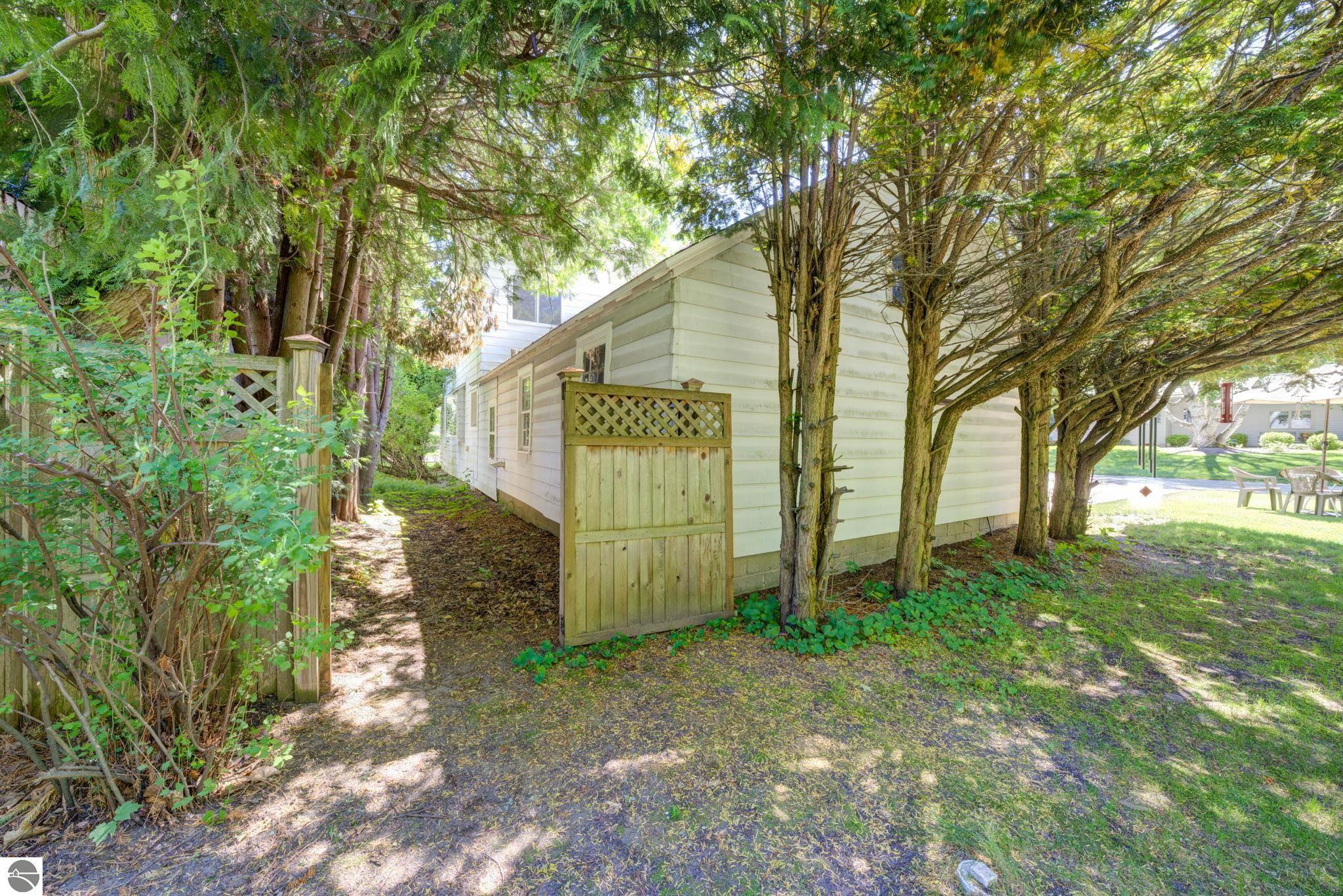 110 W Sixth Street, Northport, MI 49670 — Photo 32