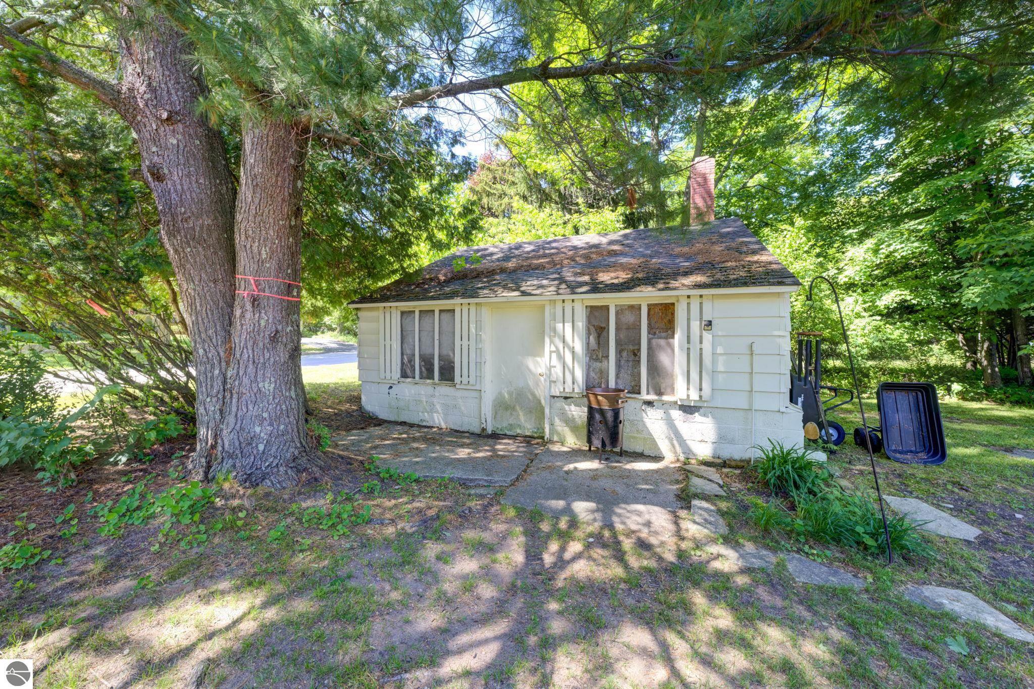 110 W Sixth Street, Northport, MI 49670 — Photo 34