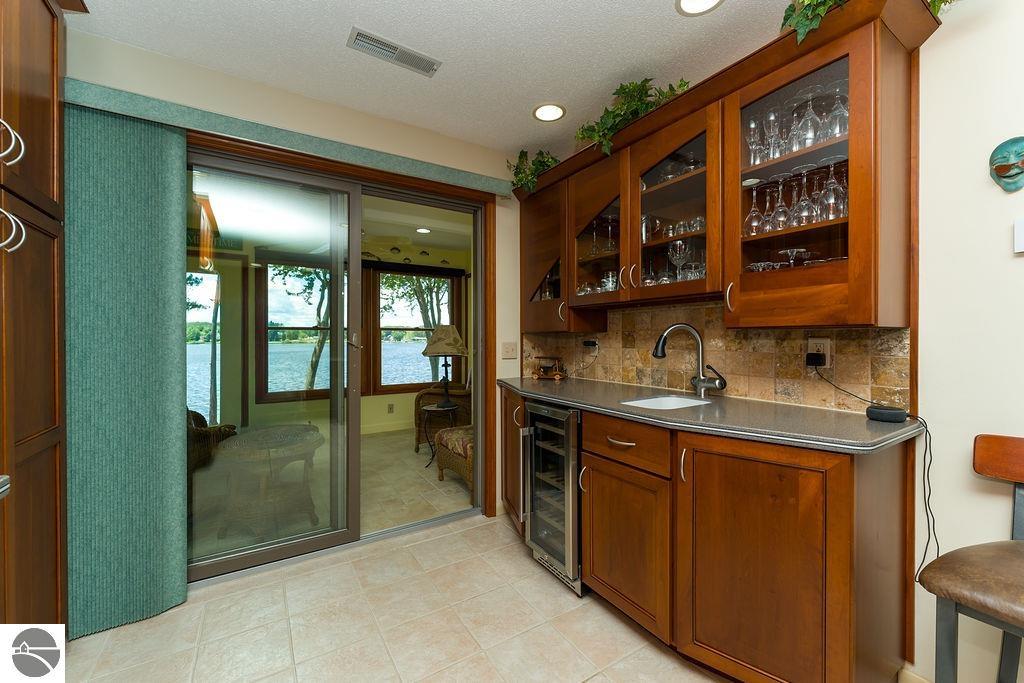 1056 Clubhouse Drive, Lake Isabella, MI 48893 — Photo 33
