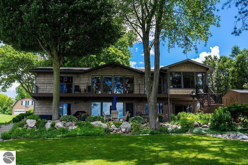 1056 Clubhouse Drive, Lake Isabella, MI 48893 — Photo 7