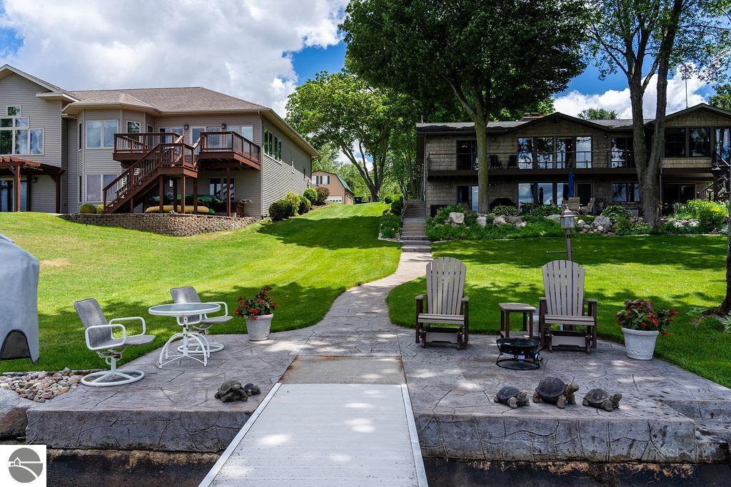 1056 Clubhouse Drive, Lake Isabella, MI 48893 — Photo 10