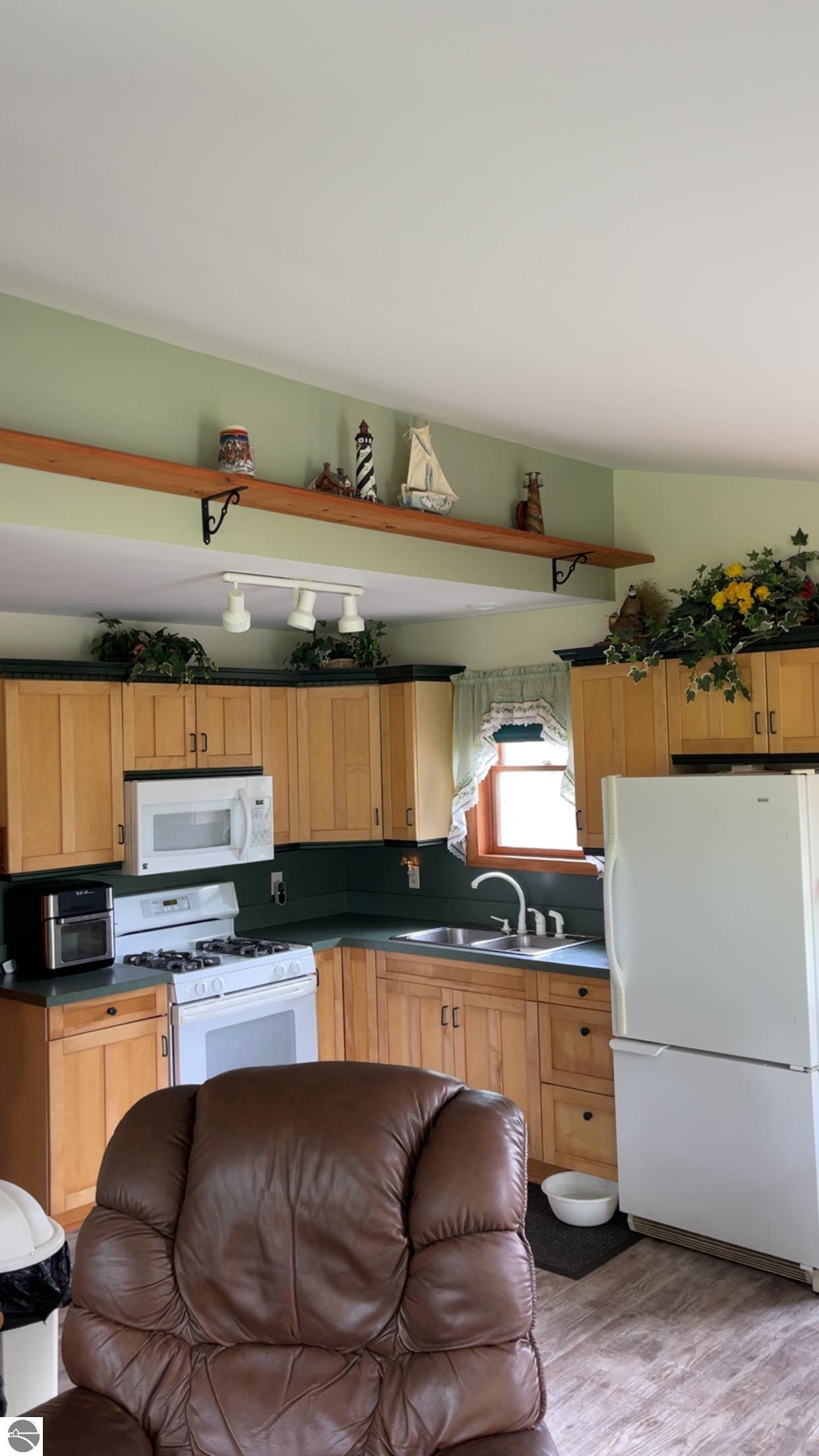 429 Hamilton Road, Tawas City, MI 48763 — Photo 13