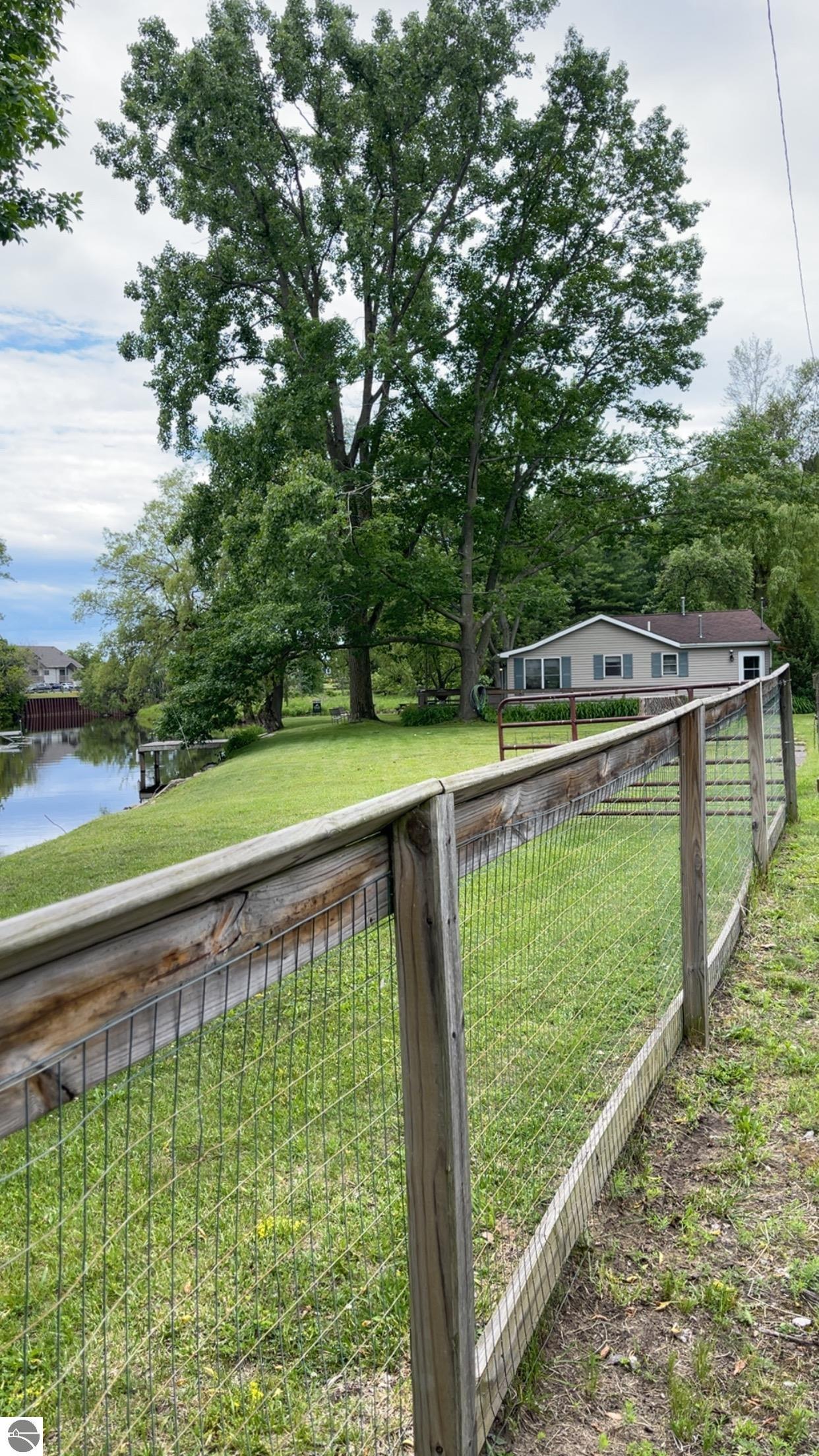 429 Hamilton Road, Tawas City, MI 48763 — Photo 9