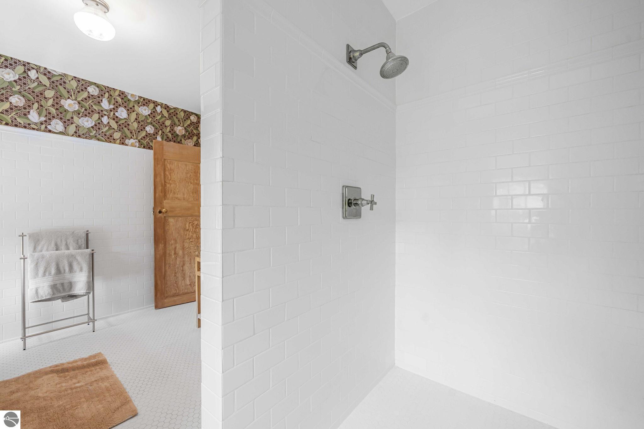 202 S Saint Joseph, Lake Leelanau, MI 49653 — Photo 48