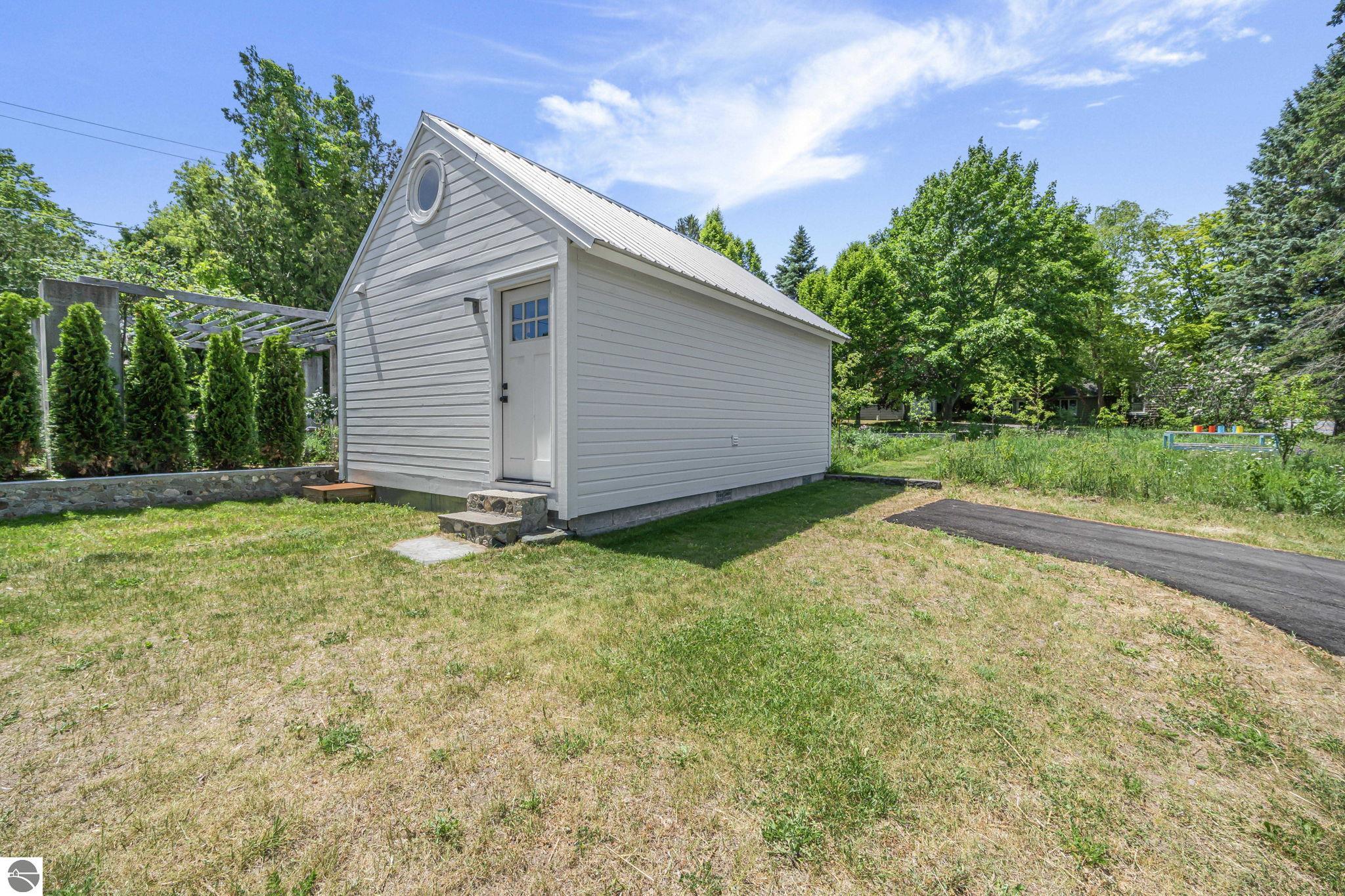 202 S Saint Joseph, Lake Leelanau, MI 49653 — Photo 55