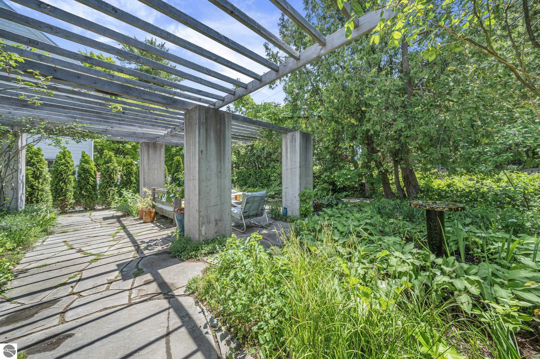 202 S Saint Joseph, Lake Leelanau, MI 49653 — Photo 9