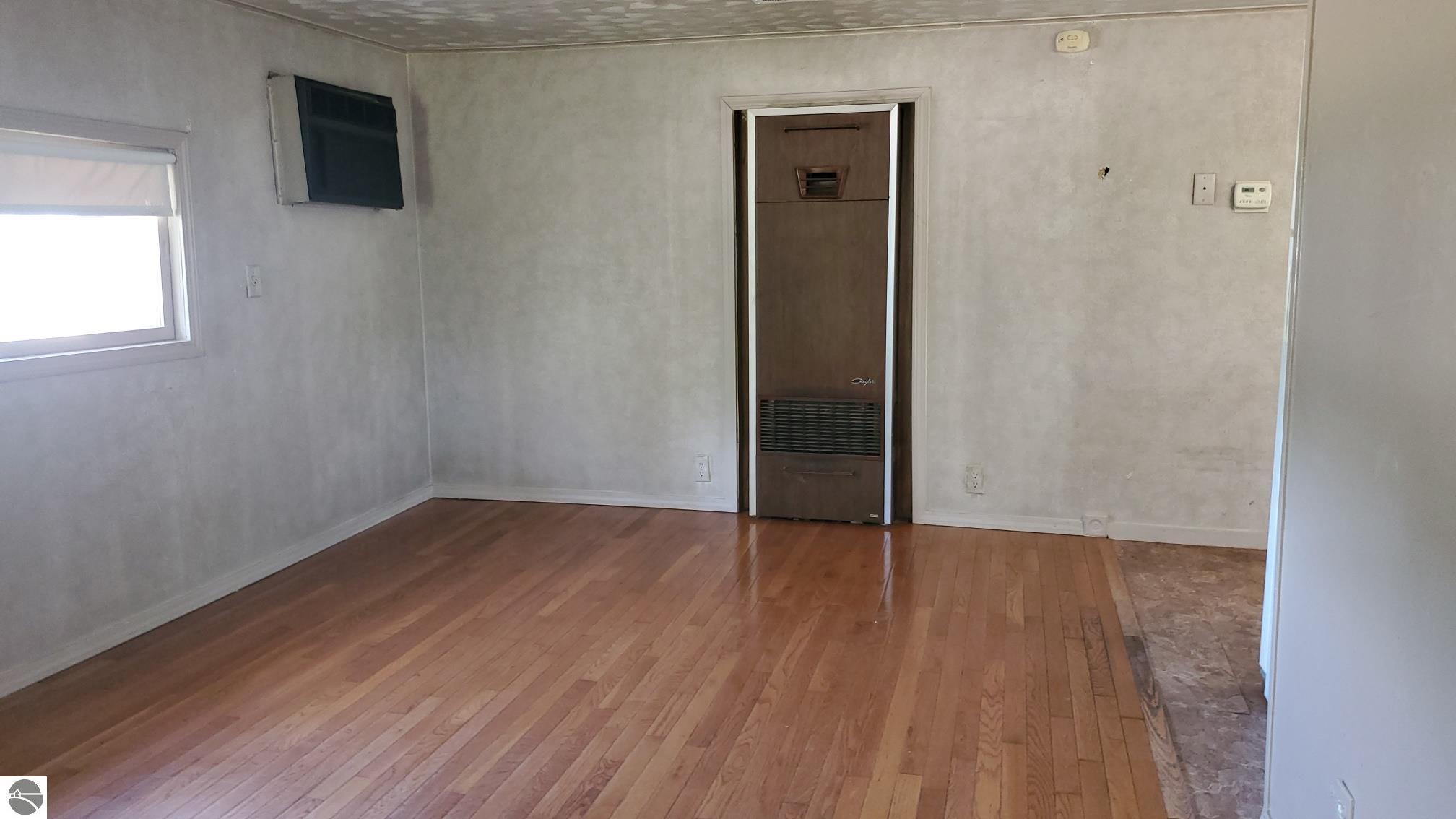 659 Prairie Street, Clare, MI 48617 — Photo 2