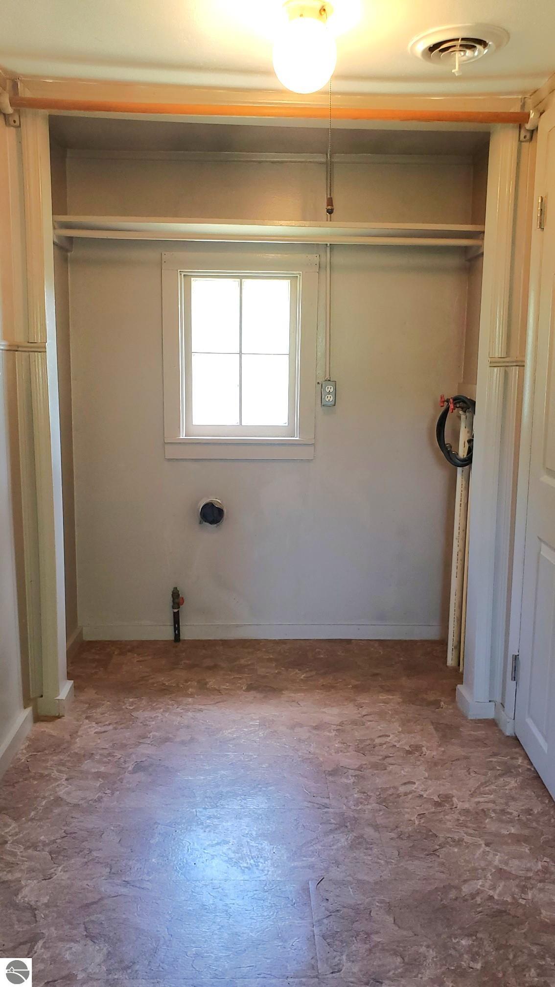 659 Prairie Street, Clare, MI 48617 — Photo 11