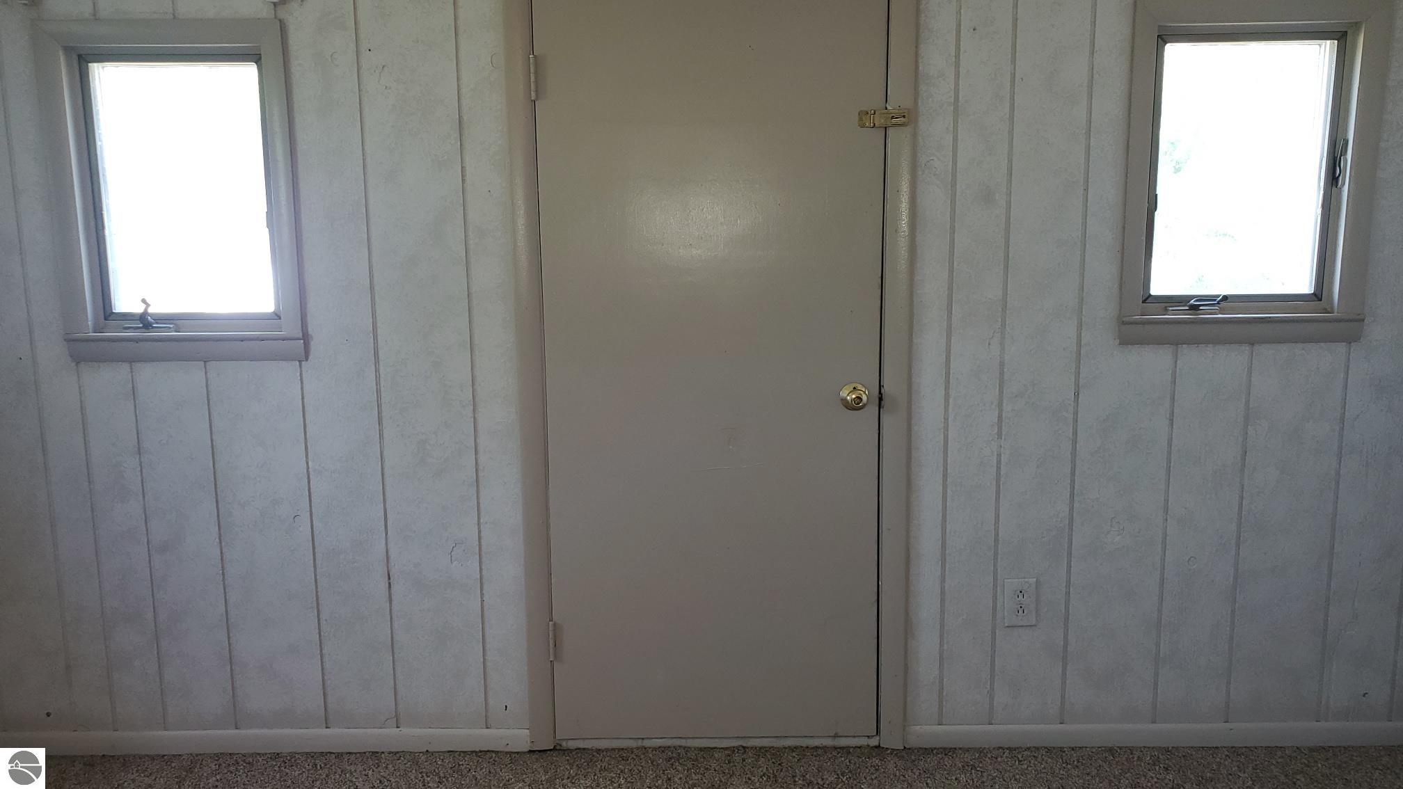659 Prairie Street, Clare, MI 48617 — Photo 17