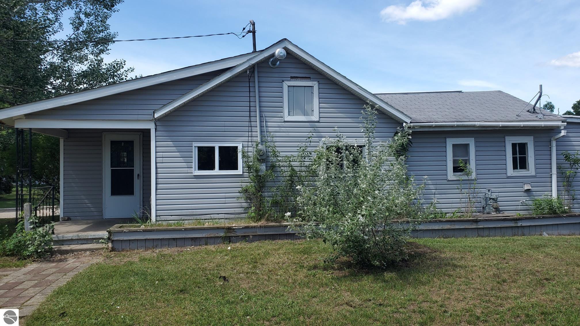 659 Prairie Street, Clare, MI 48617 — Photo 18